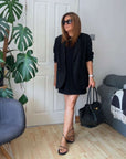 Carly_wears_Emma_Black_for_the_office