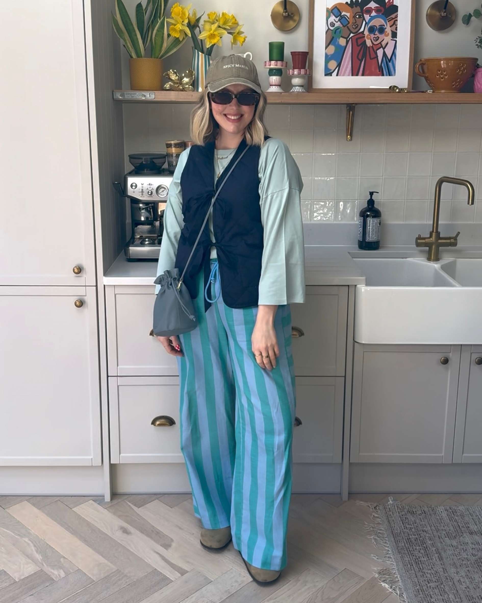 Leanne_Hart_styles_pale_blue_3_4_sleeve_t-shirt