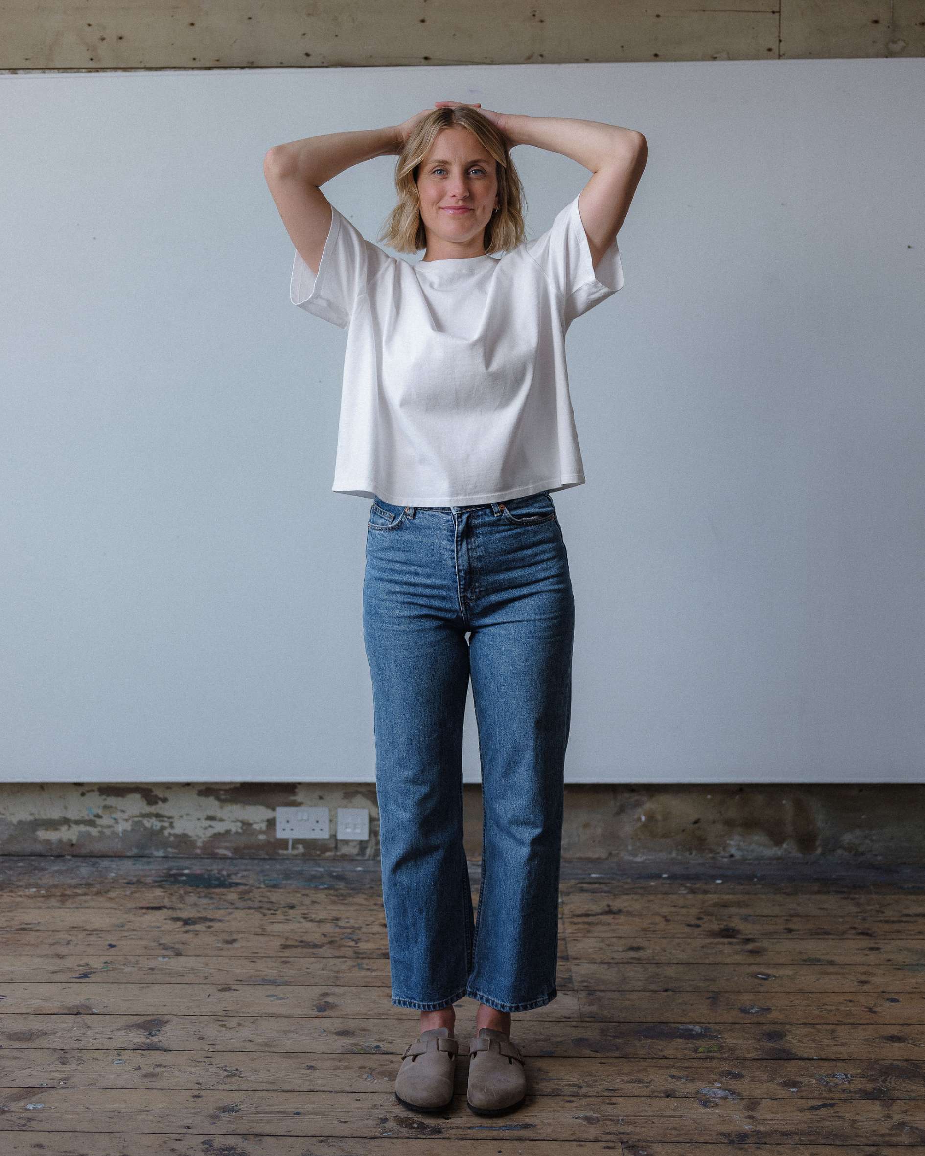 Off-white cropped t-shirt - Sophie Hellyer