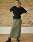 Shop_black_organic_t-shirt_-_cropped_for_petite_women