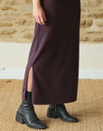 Side_splits_on_plum_jersey_skirt