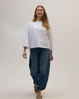Three_quarter_length_sleeve_white_t-shirt