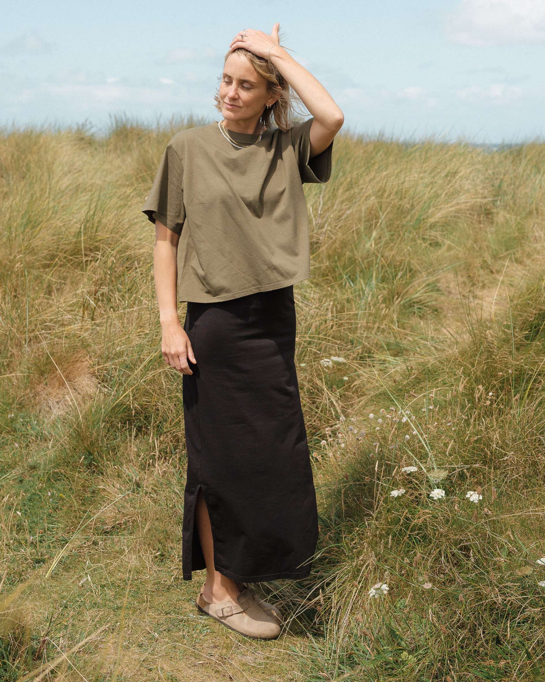 Hannah Midweight Organic Cotton Dark Olive T-Shirt BACK SOON