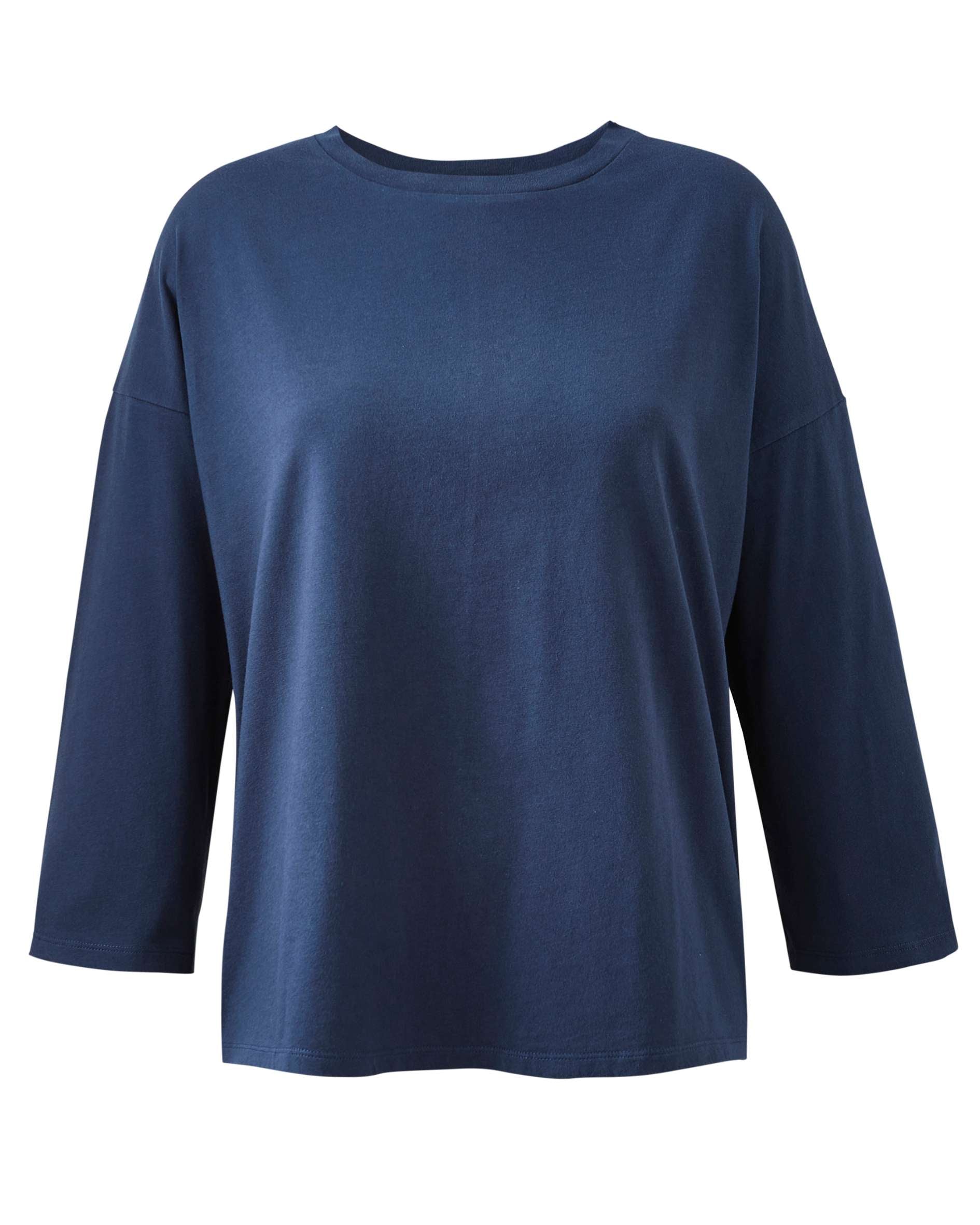 classic navy t shirt