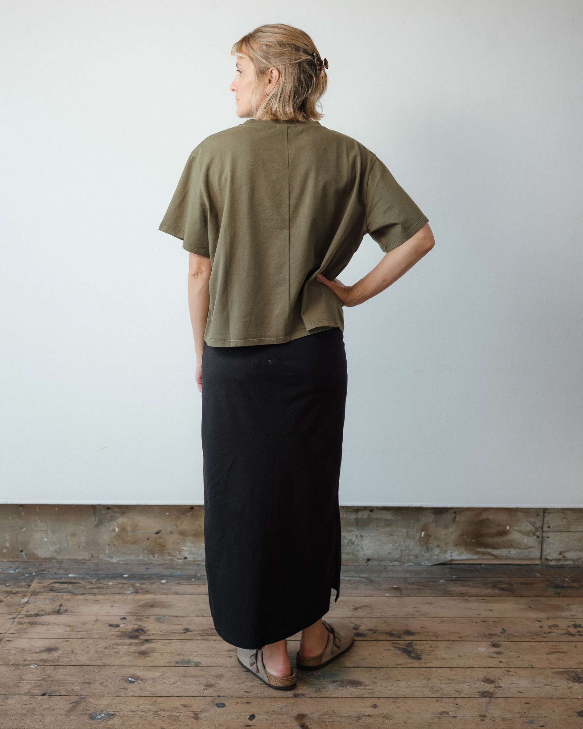 Hannah Midweight Organic Cotton Dark Olive T-Shirt BACK SOON