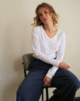 white v neck t shirt