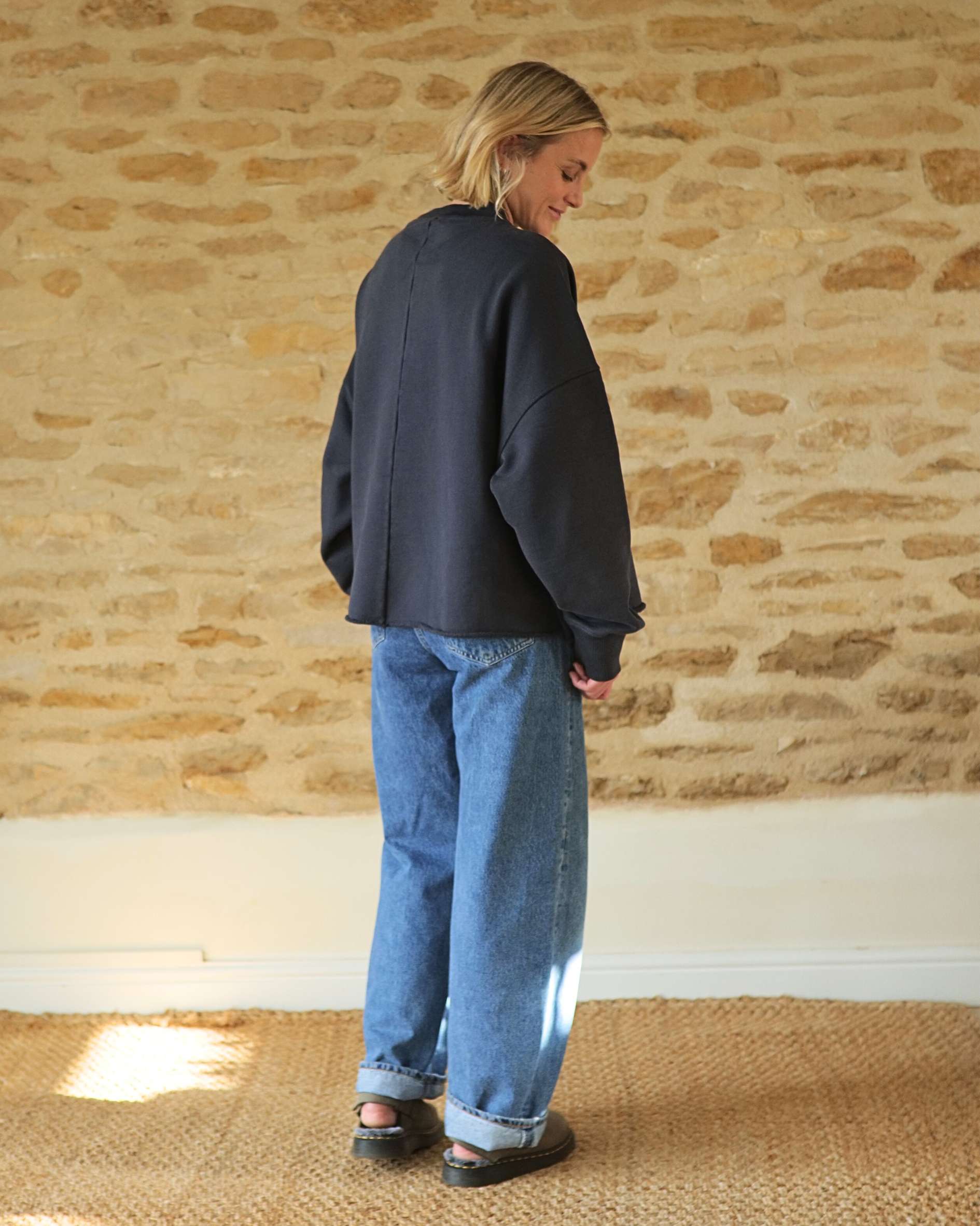 Back_seam_of_Emily_luxe_sweatshirt