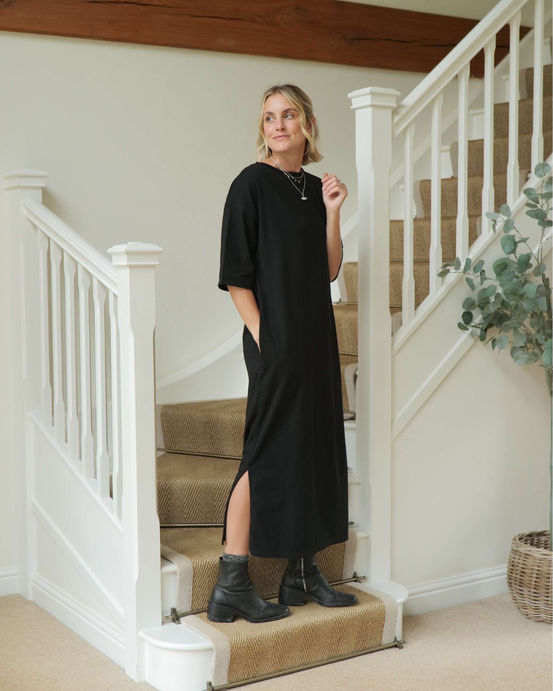 Black_Friday_-_Dresses