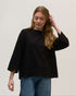 Boxy_and_comfortable_black_t-shirt