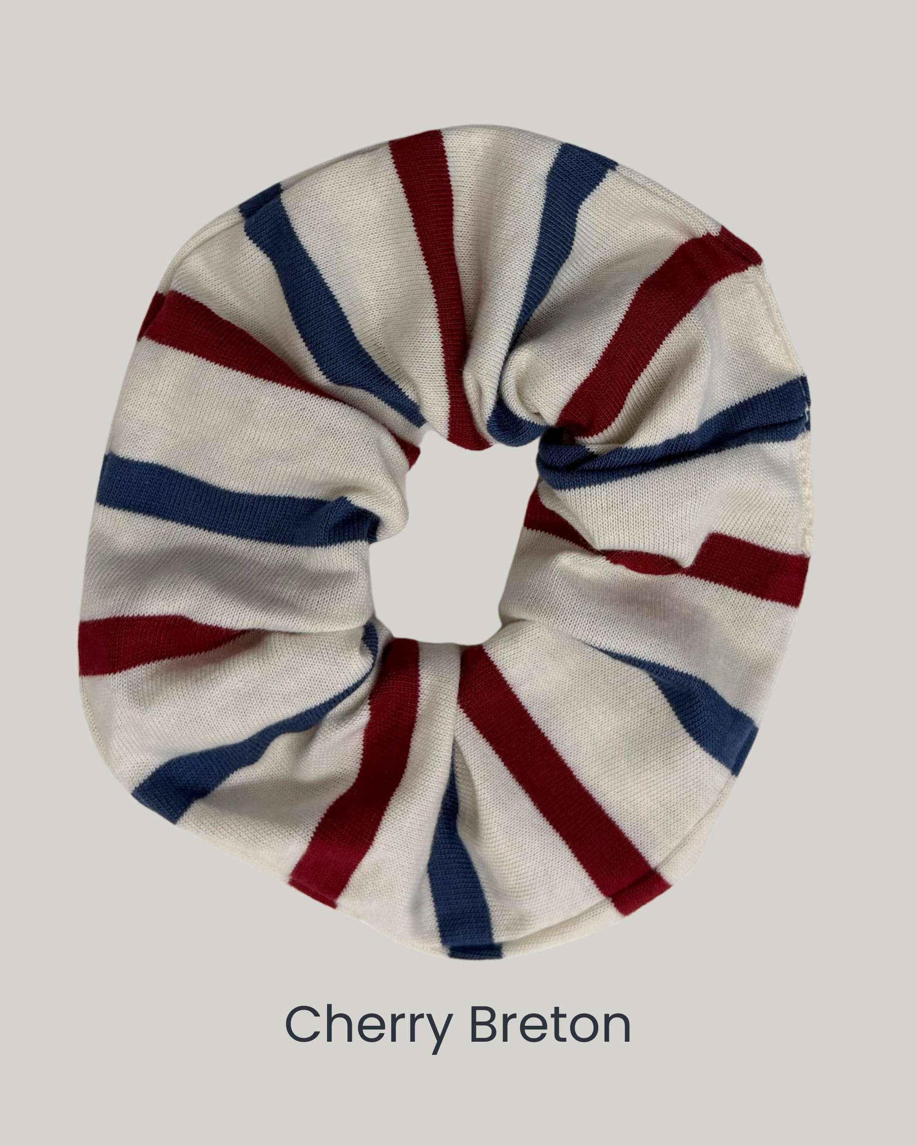 CHERRY_BRETON_Scrunchie_with_reused_fabric_remnants