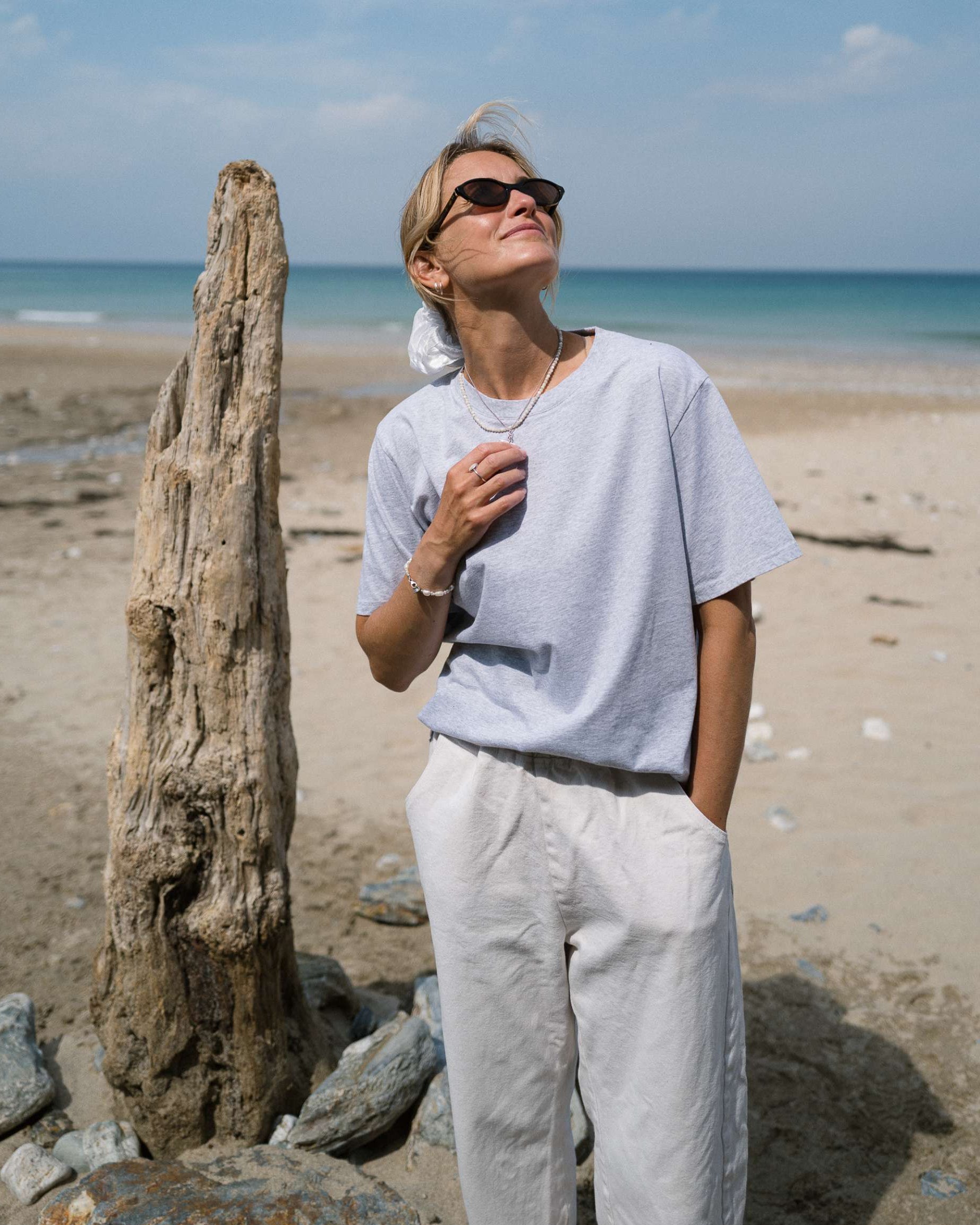 Classic_crew_neck_Maggie_t-shirt_in_grey_marl
