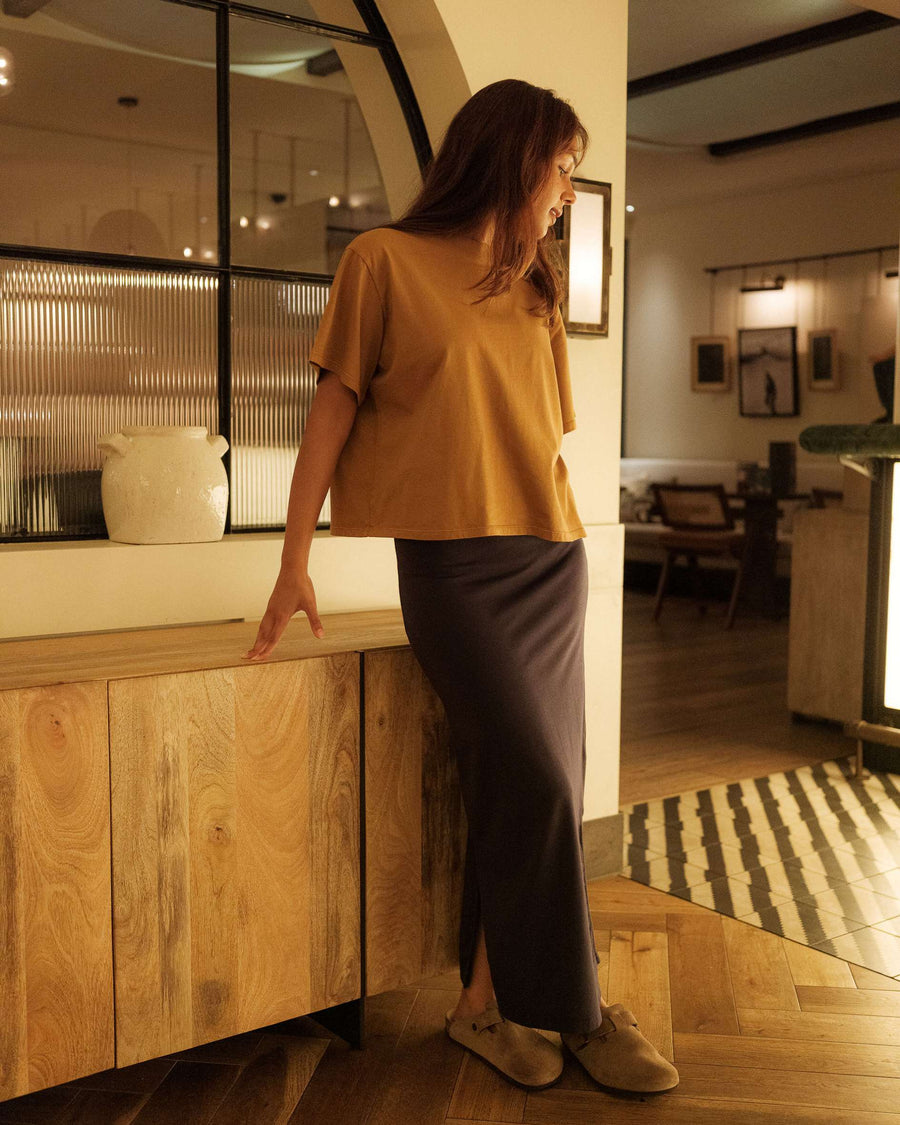 Cropped_midweight_toffee_t-shirt_with_skirt