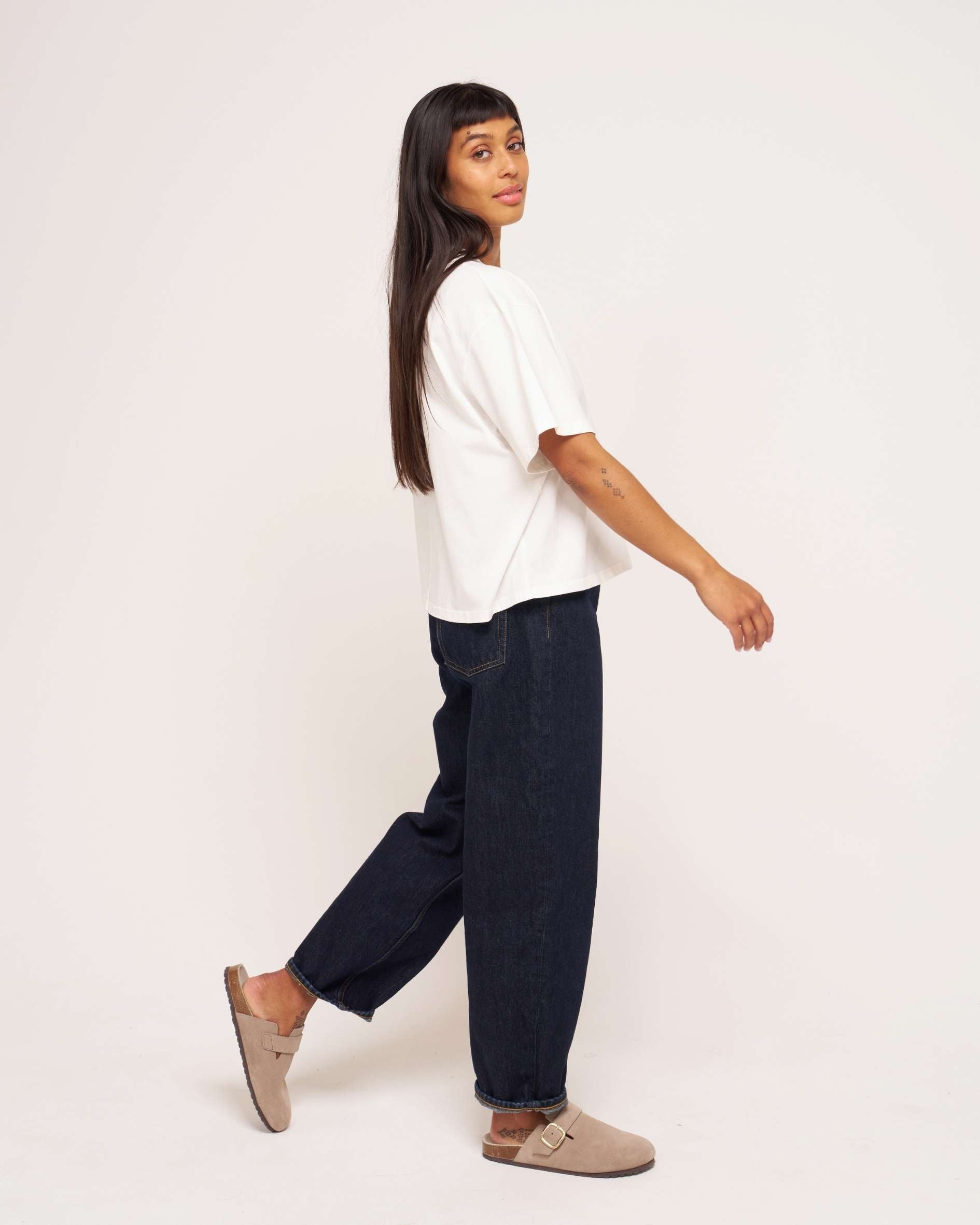Ecru_boxy_t-shirt_in_organic_cotton