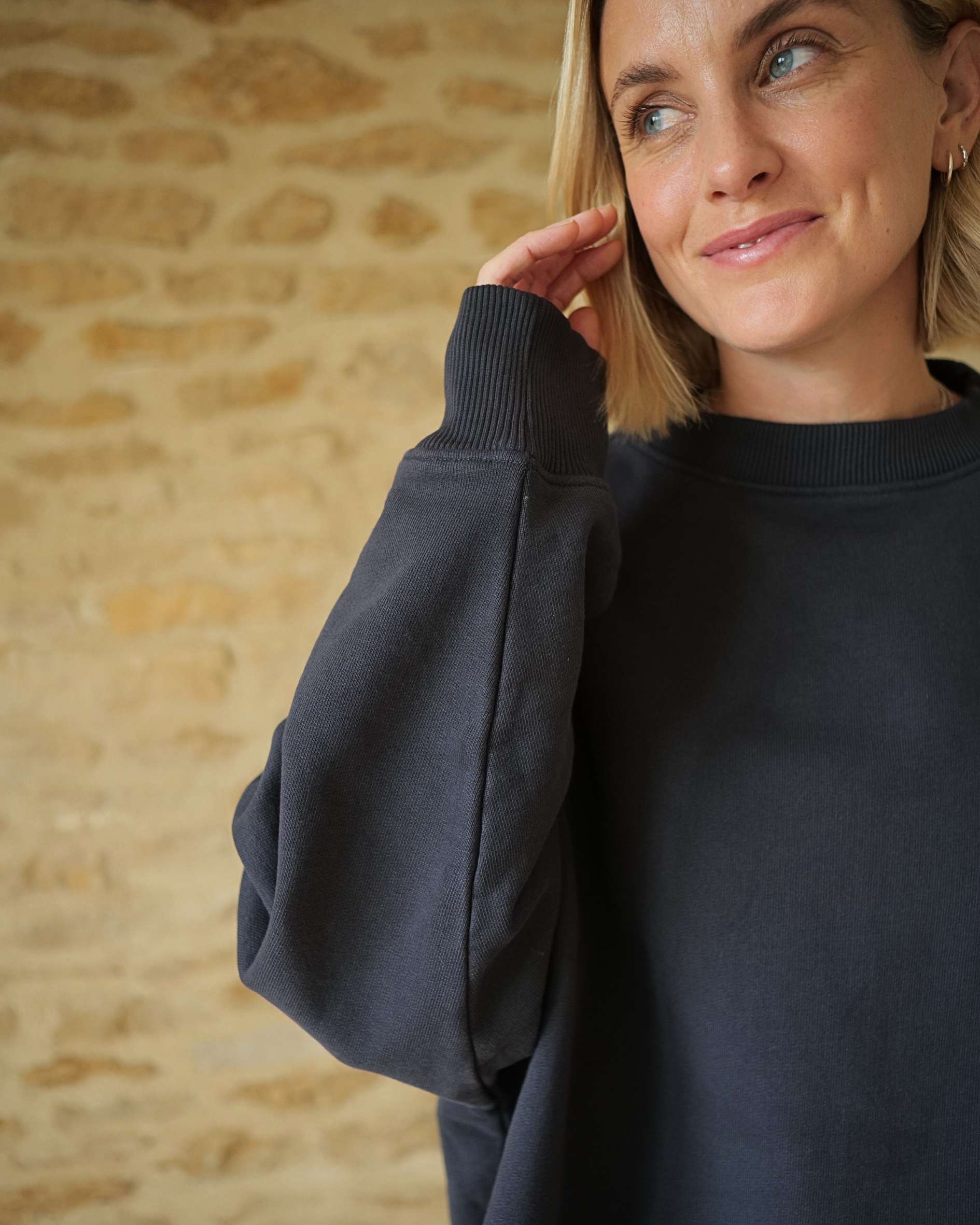 Heavyweight_luxury_sweatshirt