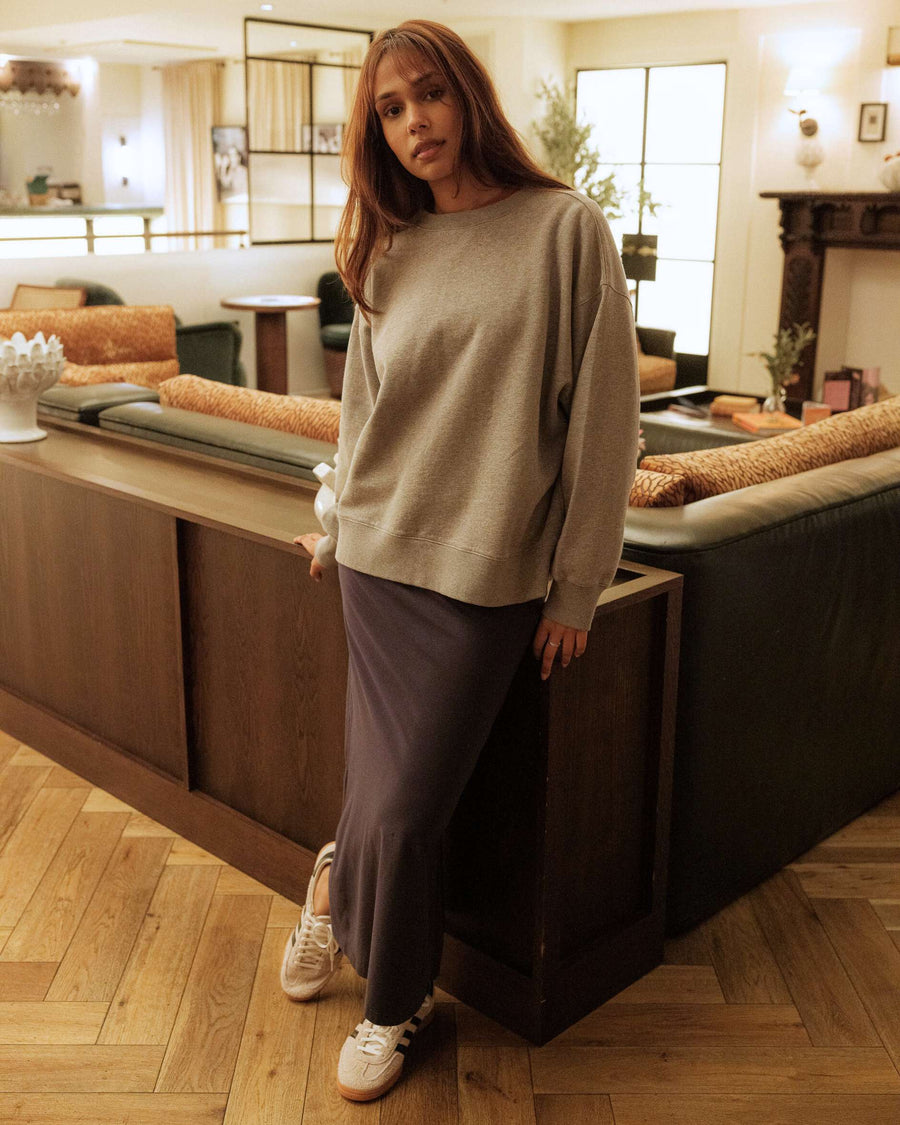 Heavyweight_sweatshirt_with_navy_skirt