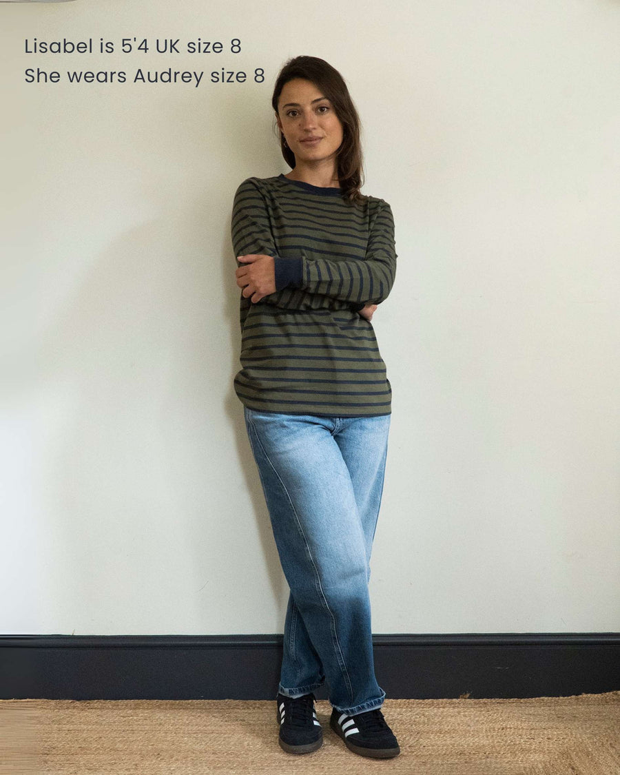 Lisabel_wears_Audrey_Olive_Navy_Breton