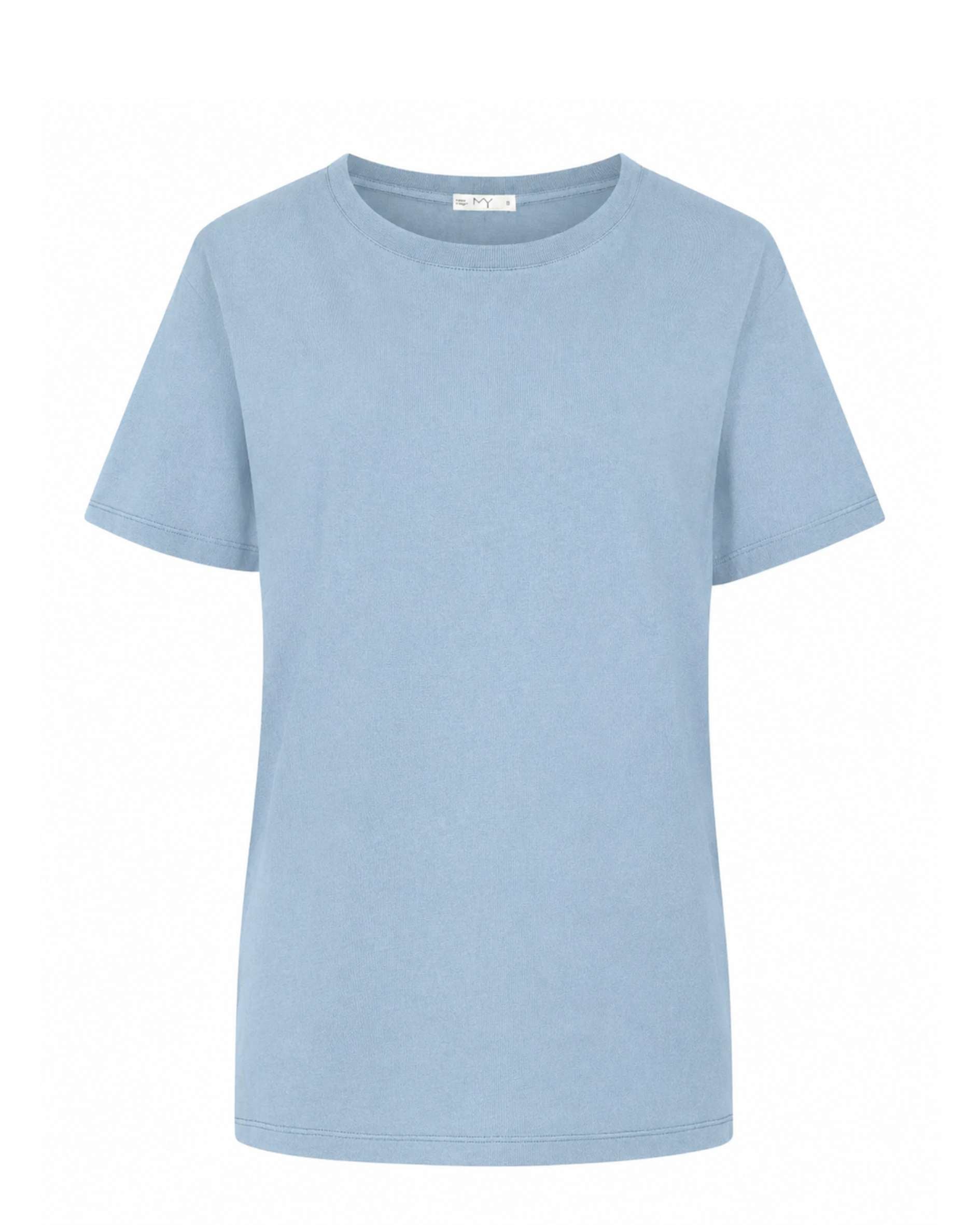 Maggie_Organic_Cotton_Light_Sky_Boyfriend_T-Shirt_-_cut_out_image