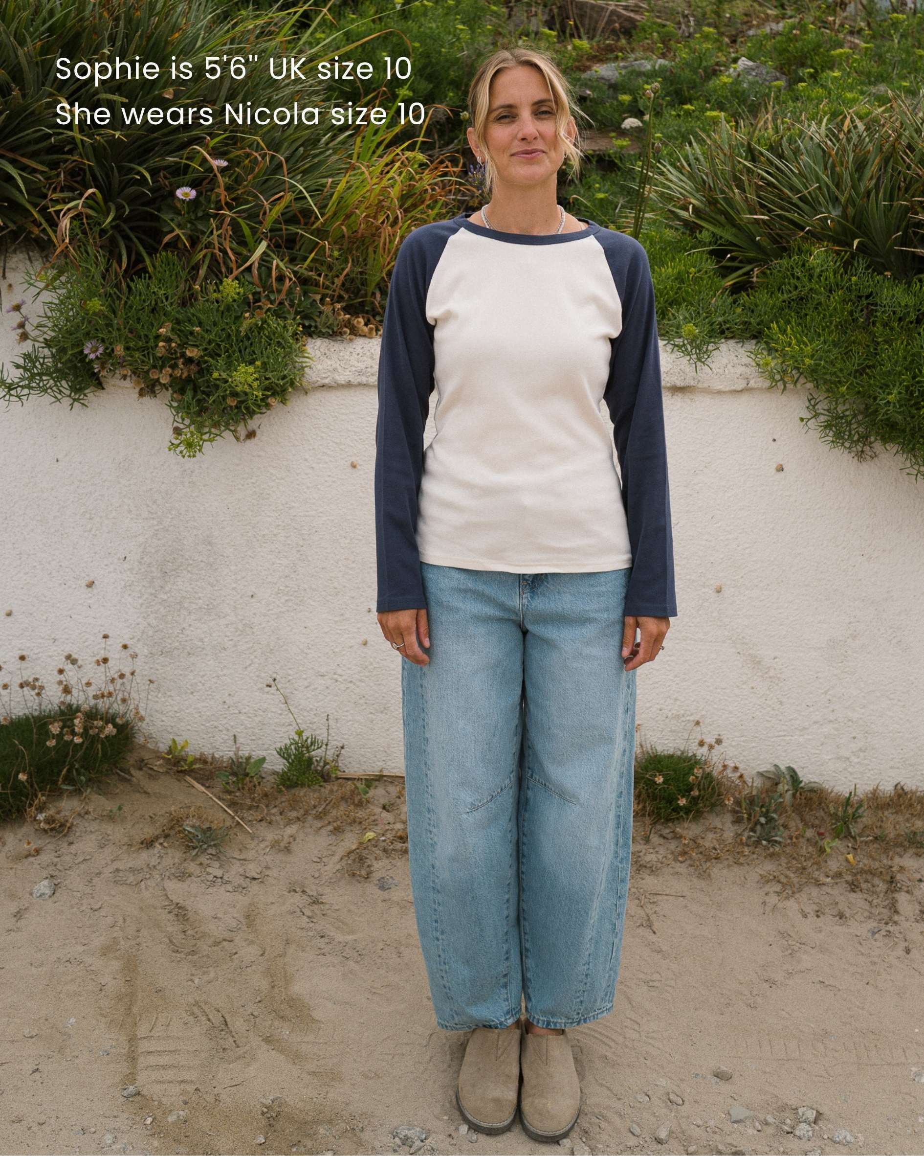 Nicola_Vintage_Navy_Ecru