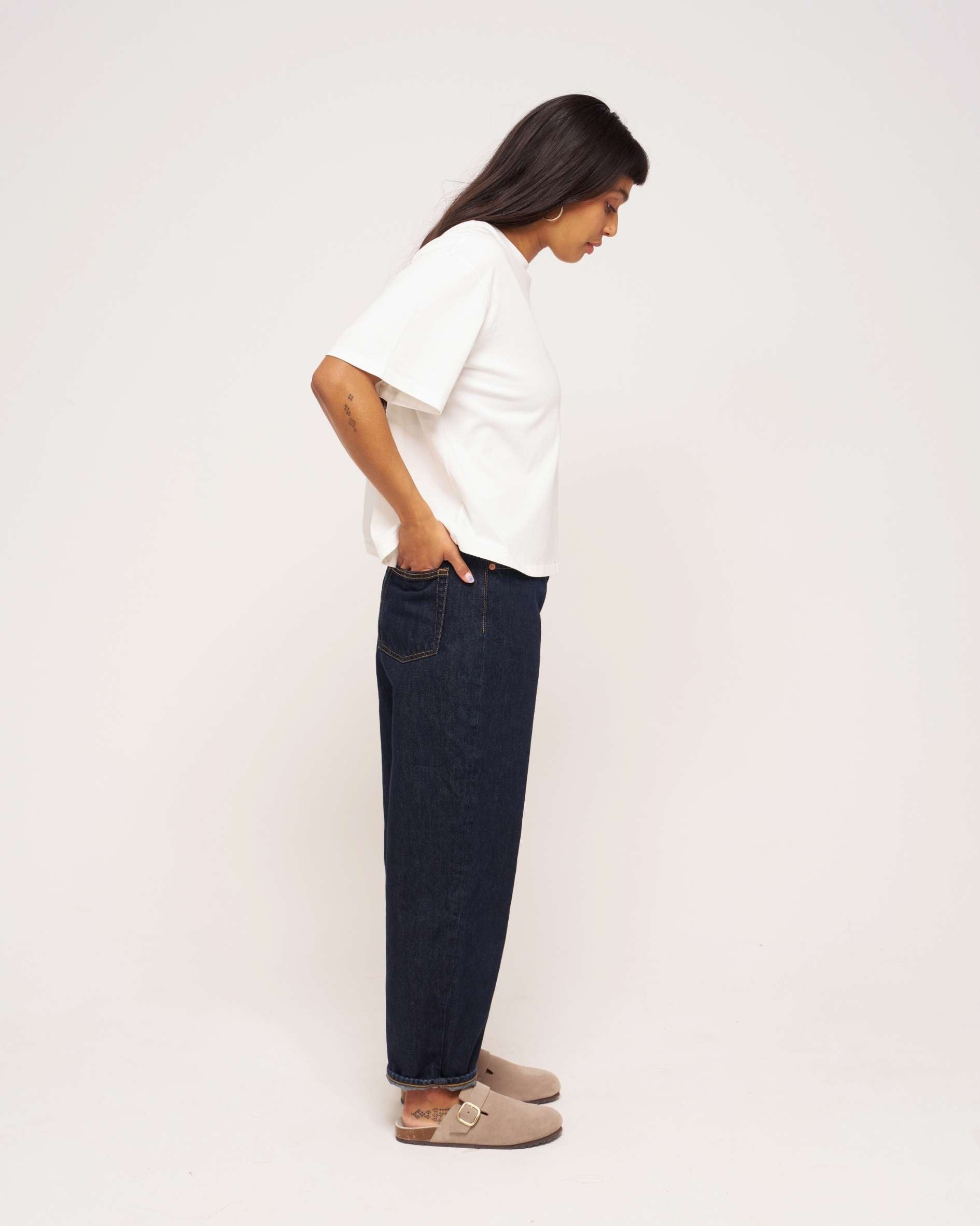 Off_white_boxy_t-shirt_in_organic_cotton