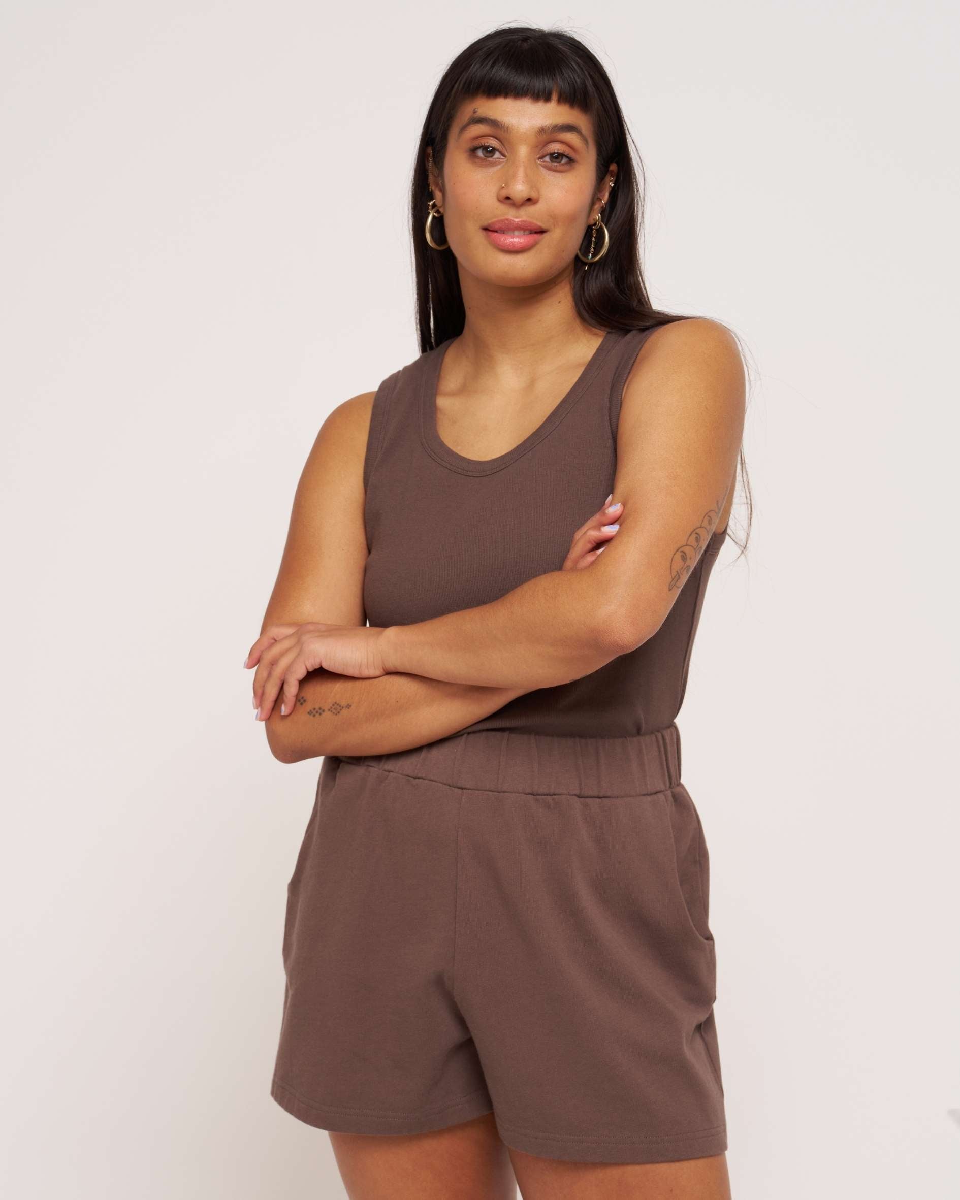 Shop_organic_cotton_ribbed_vest_in_mocha