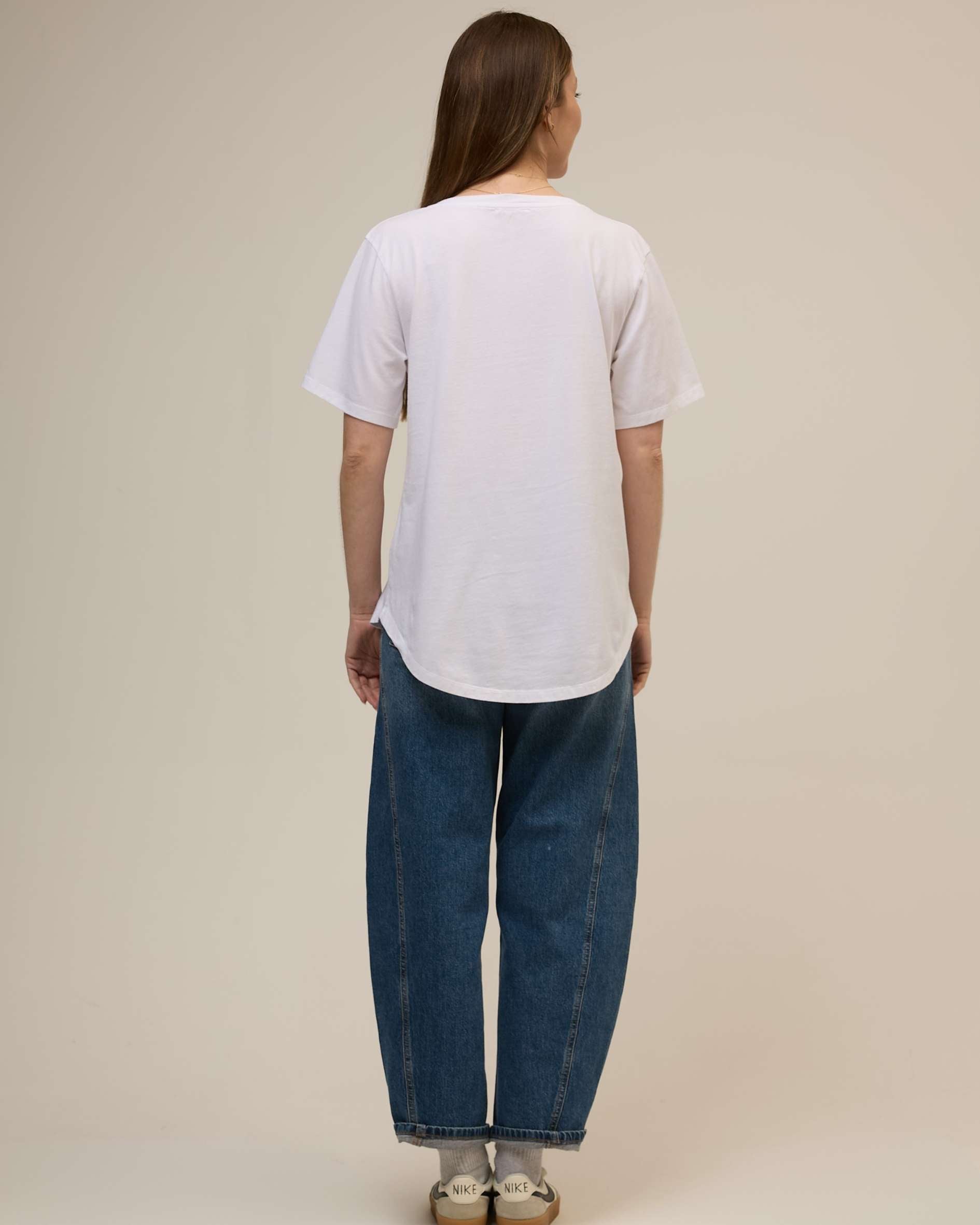 white v neck t shirt