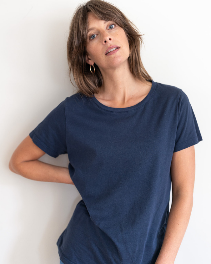 low crew neck t shirt
