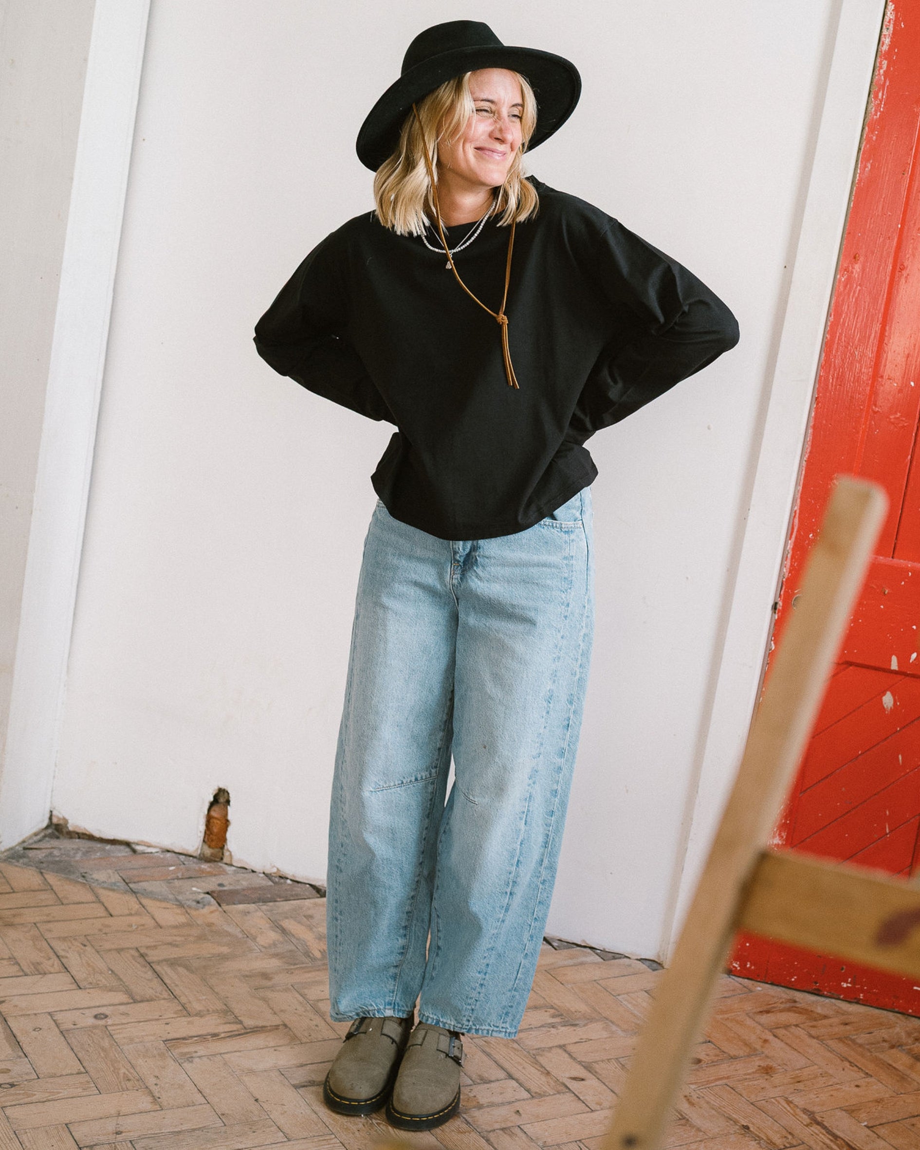 black_crew_neck_organic_cotton_long_sleeve_tee