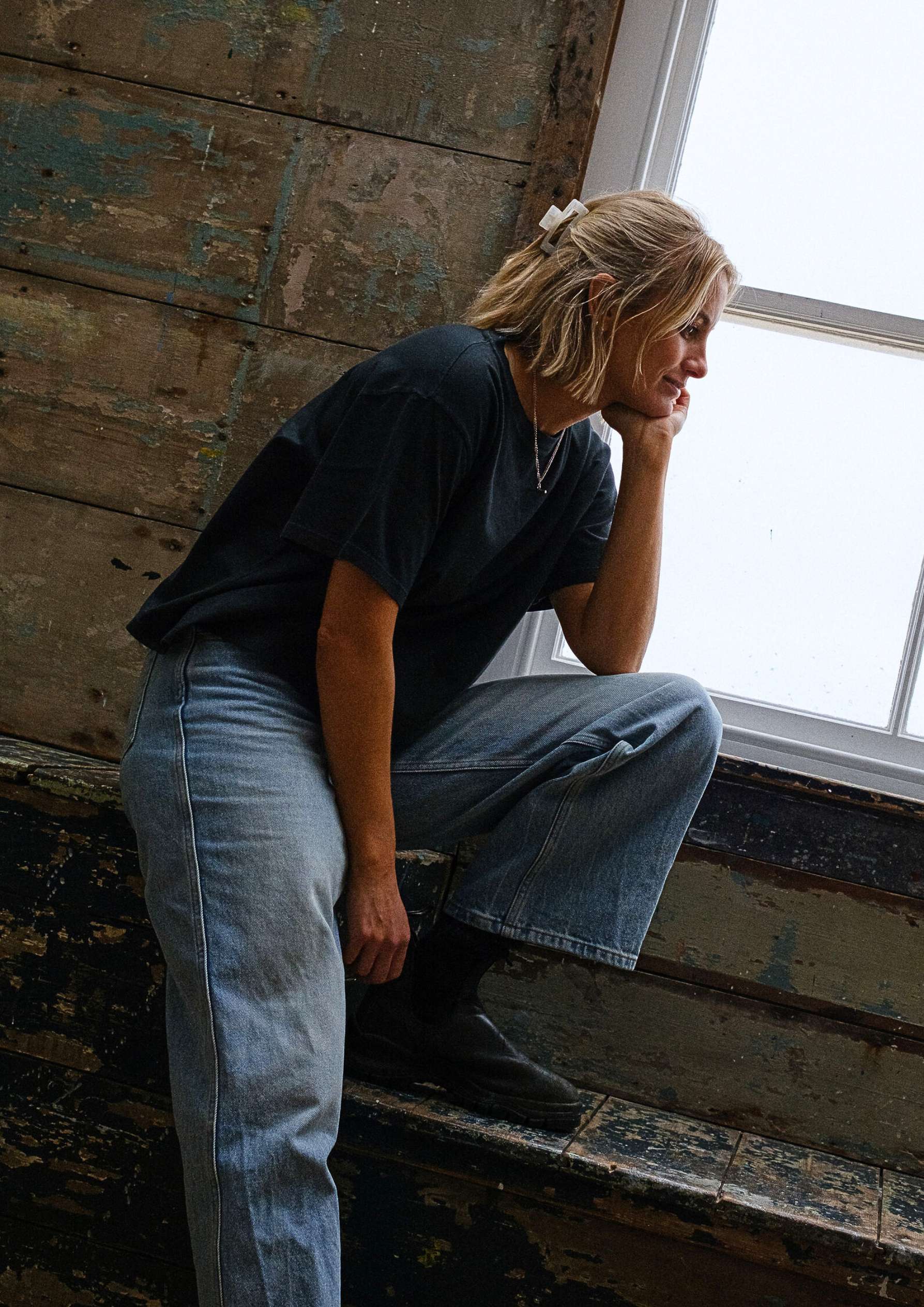 black_short_sleeve_crew_neck_organic_t-shirt