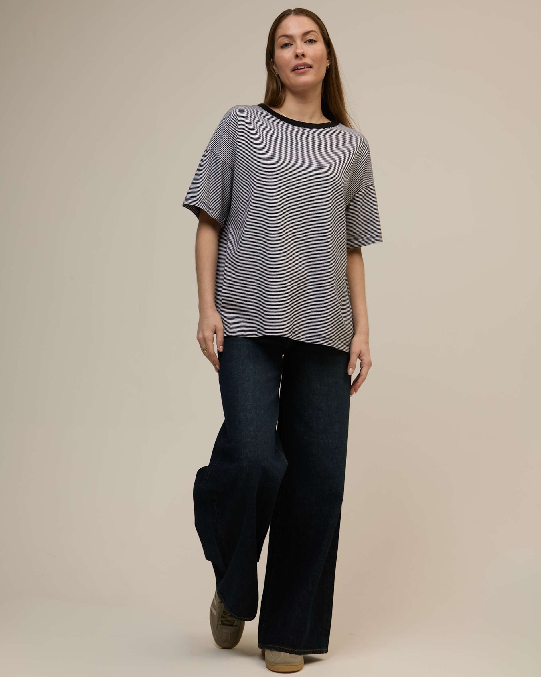 Oversized_black_stripe_organic_cotton_t-shirt_