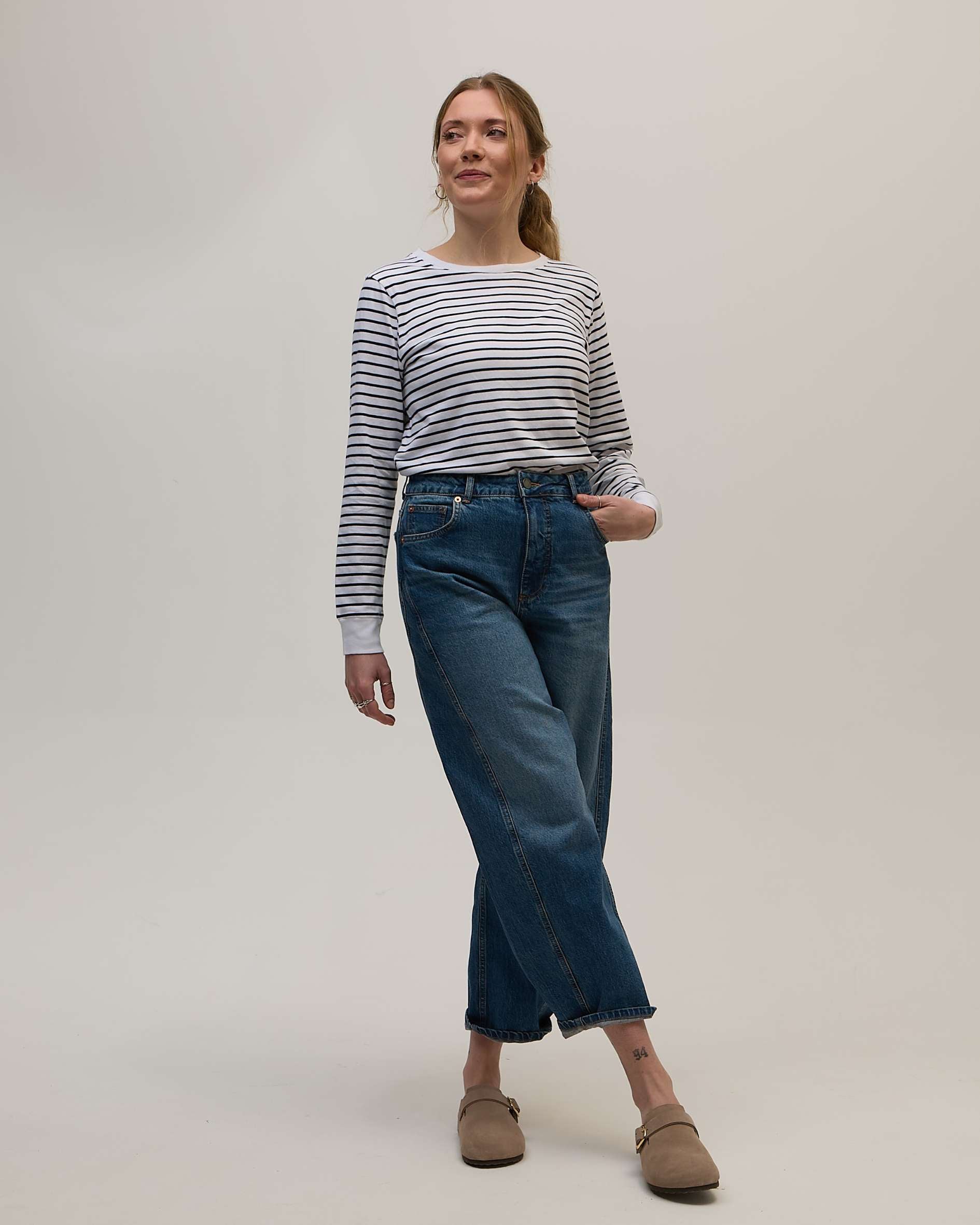 Ribbed_cuffs_on_long_sleeve_navy_Breton_top_in_organic_cotton