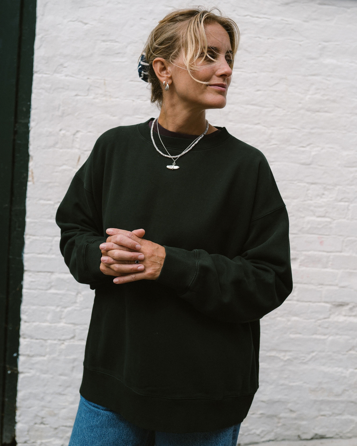 classic_dark_green_sweatshirt_for_women