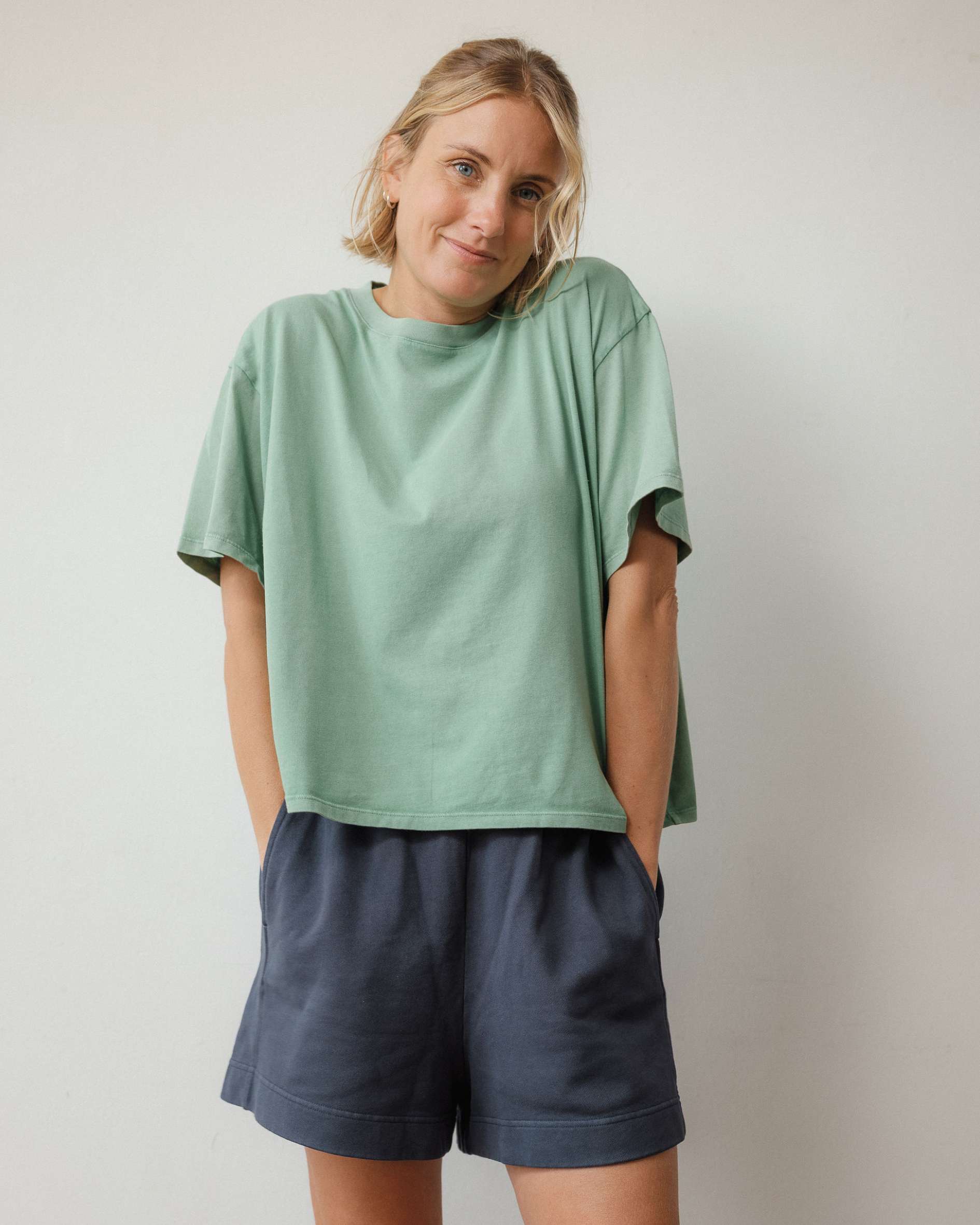 crew_neck_green_t_shirt