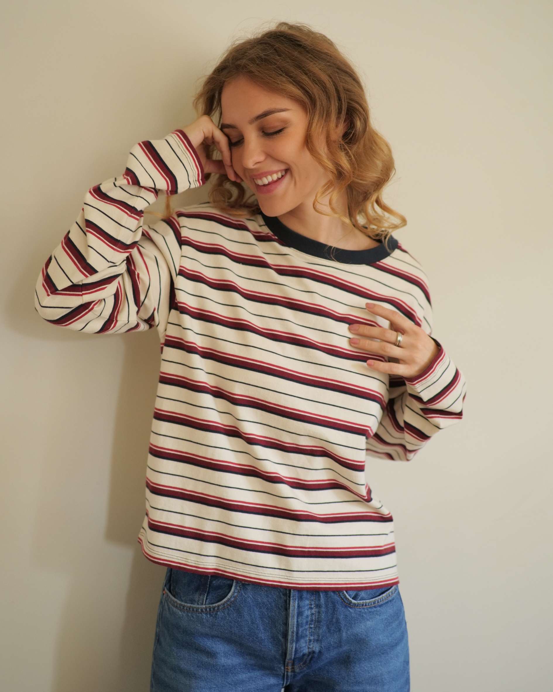 Long_sleeved_cropped_t-shirt