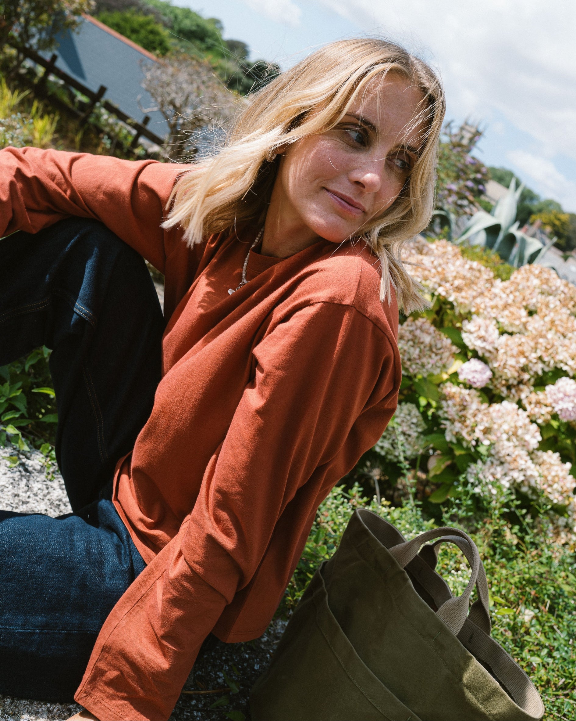 ethical_brand_organic_cotton_tee_in_cinnamon