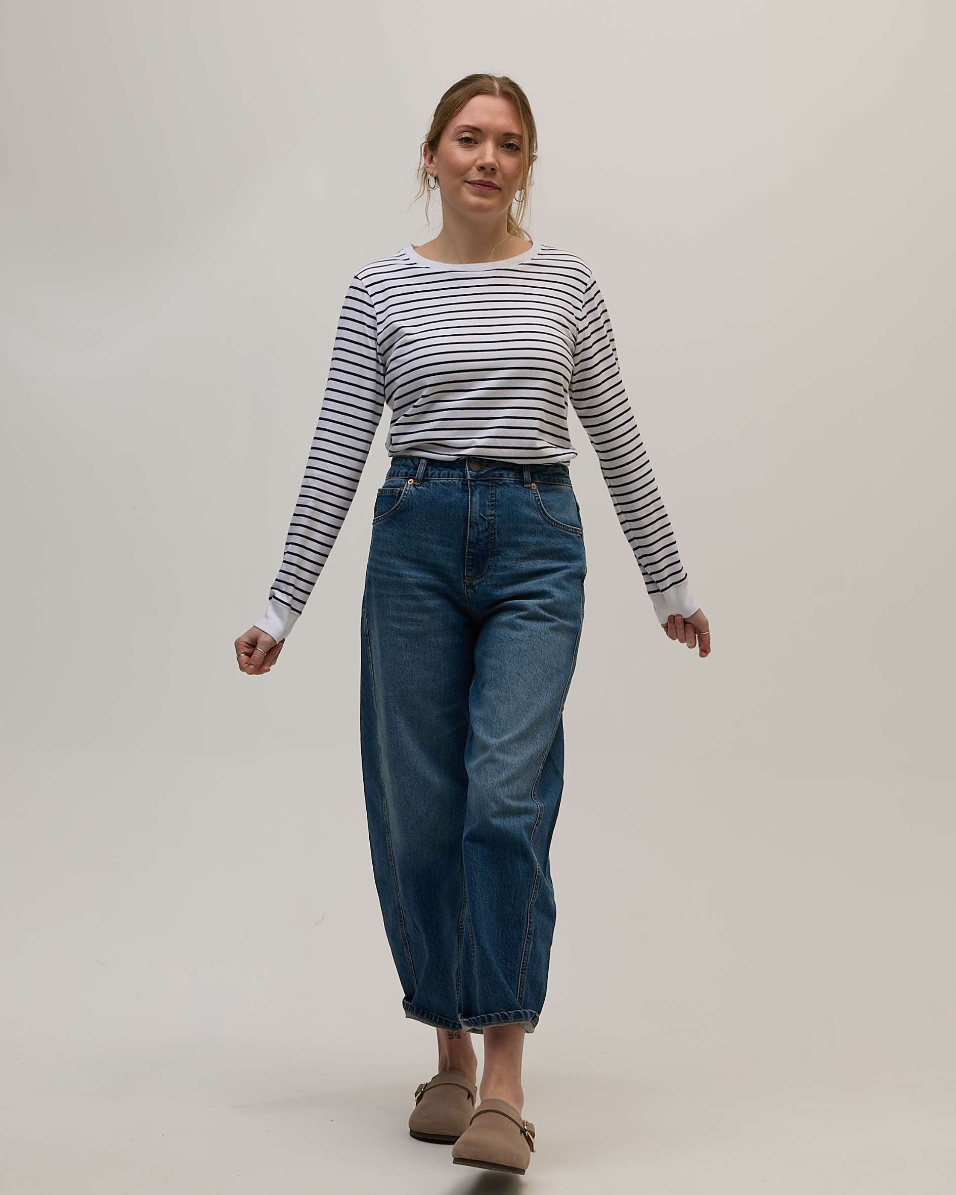 Ribbed_cuffs_on_long_sleeve_navy_Breton_top_in_organic_cotton