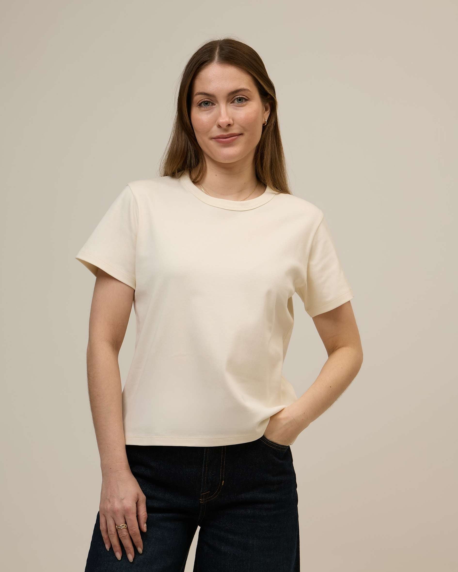 everyday_elevated_womens_organic_cotton_t-shirt_crew_neck