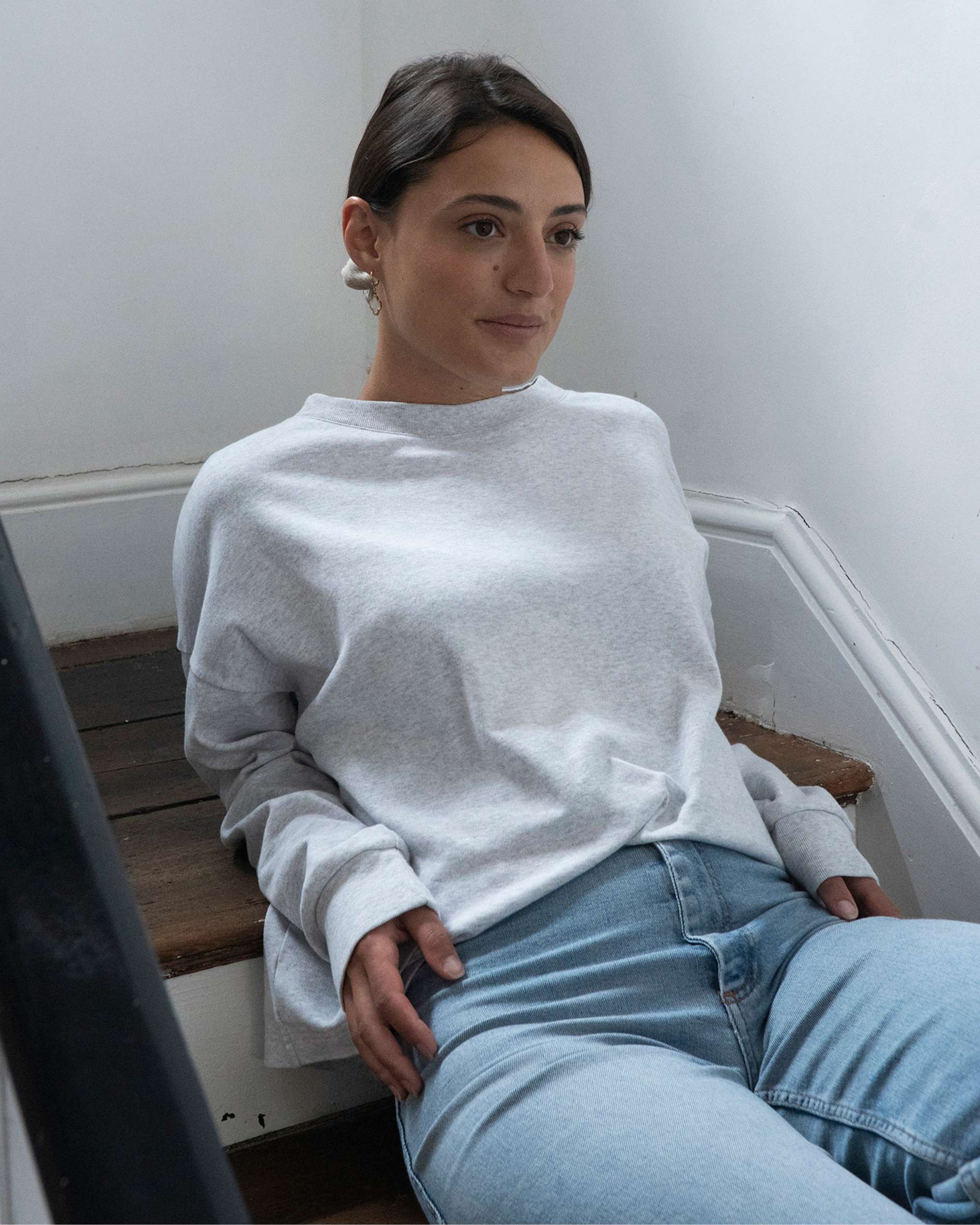 crew neck sweat ith rib cuff and neck