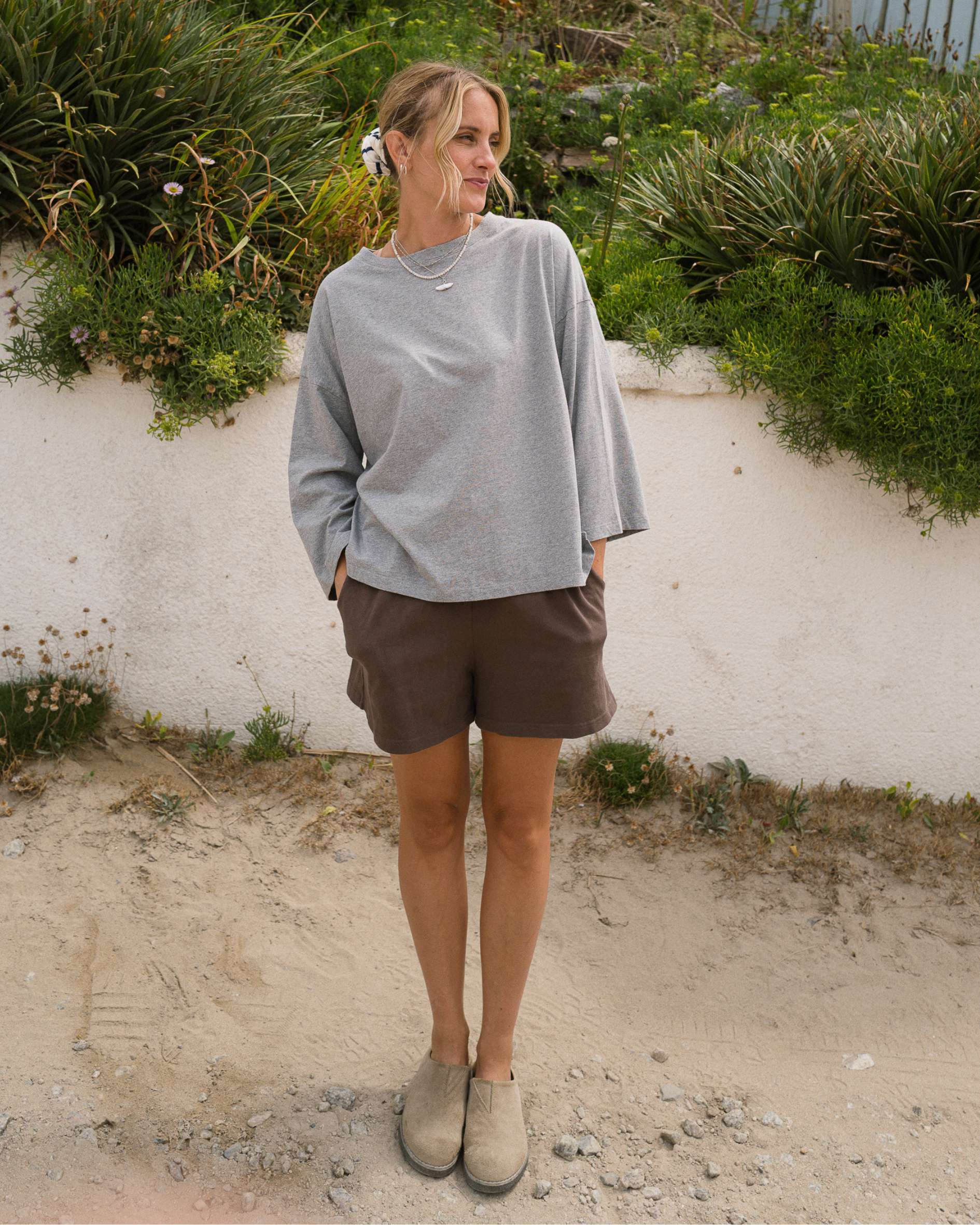 jersey_shorts_and_tee_for_the_beach