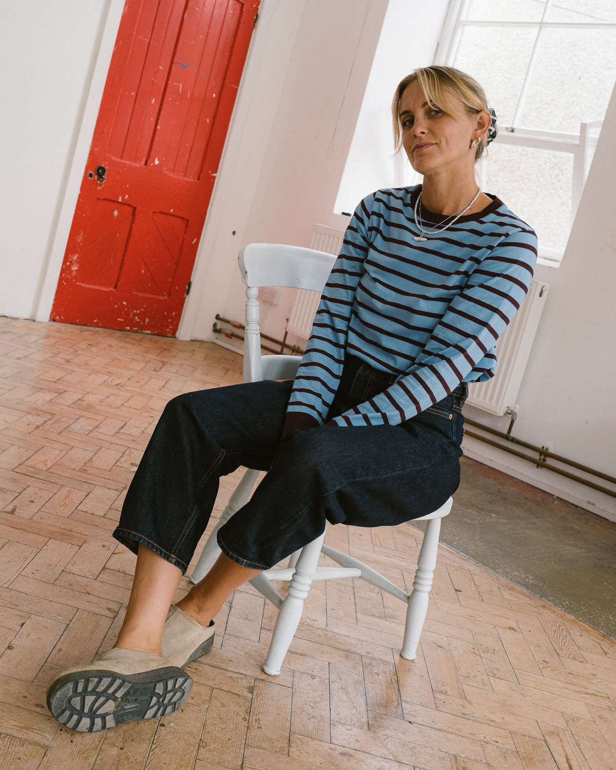 long_sleeved_striped_womens_t-shirt_with_crew_neck