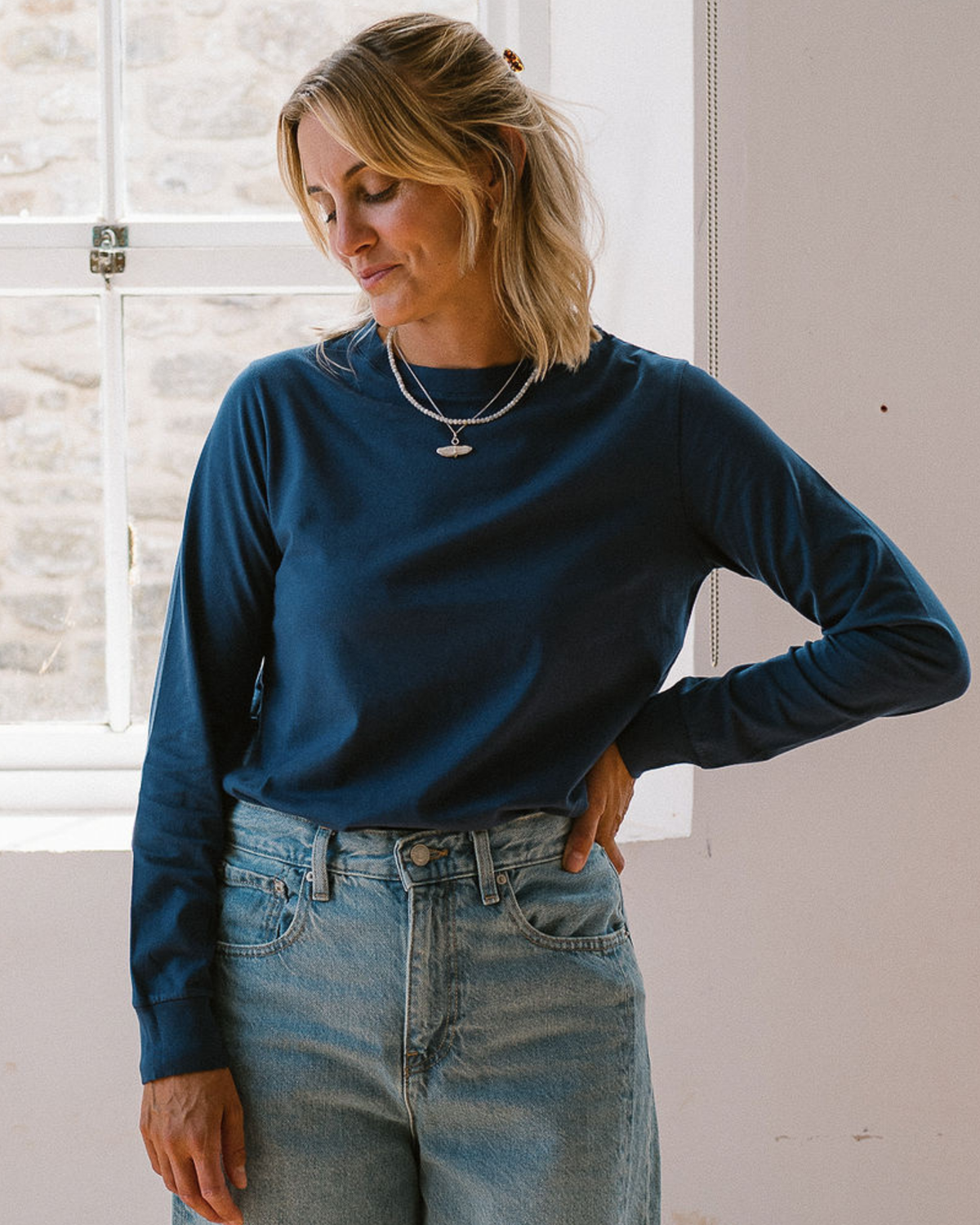 luxe_ribbed_cuff_and_neck_womens_t-shirt_in_navy