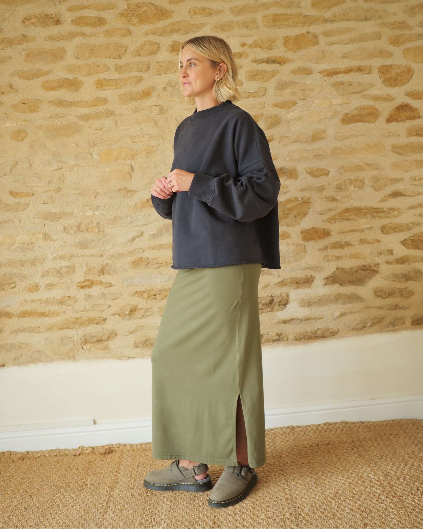 luxurious_sweatshirt_and_green_skirt