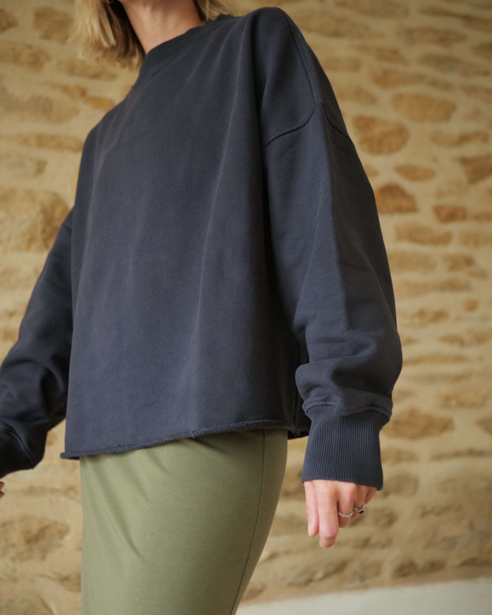 Crew_neck_with_rib_trim_on_luxury_sweatshirt