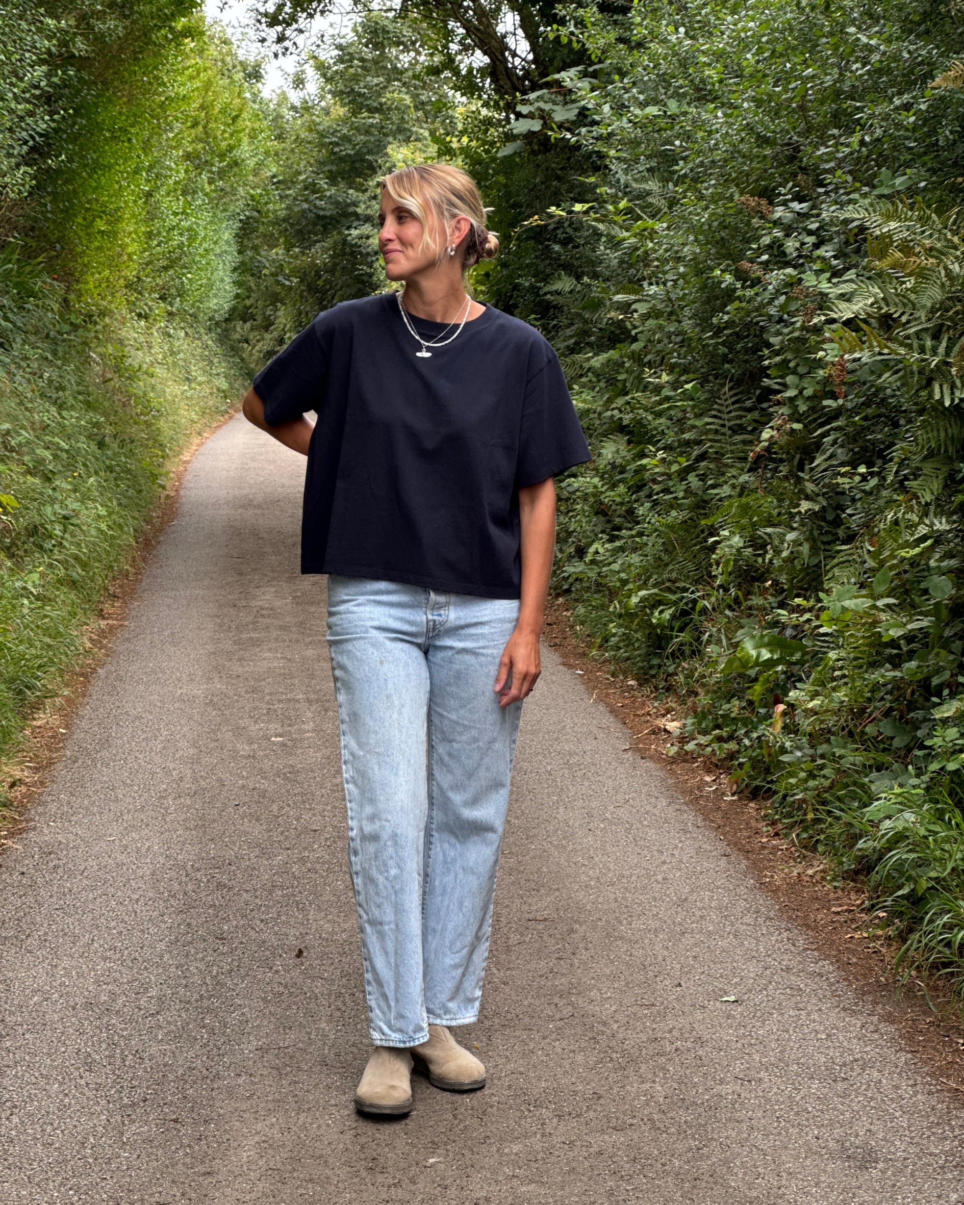 navy blue t shirt in organic cotton