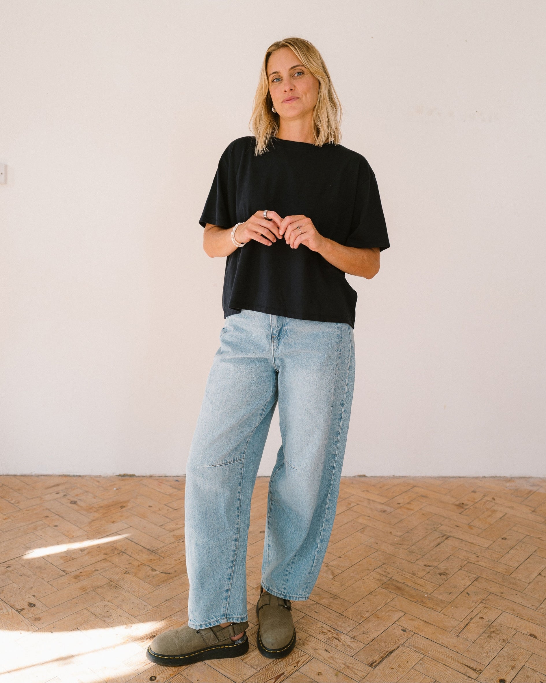 navy_crew_neck_organic_cotton_womens_t-shirt