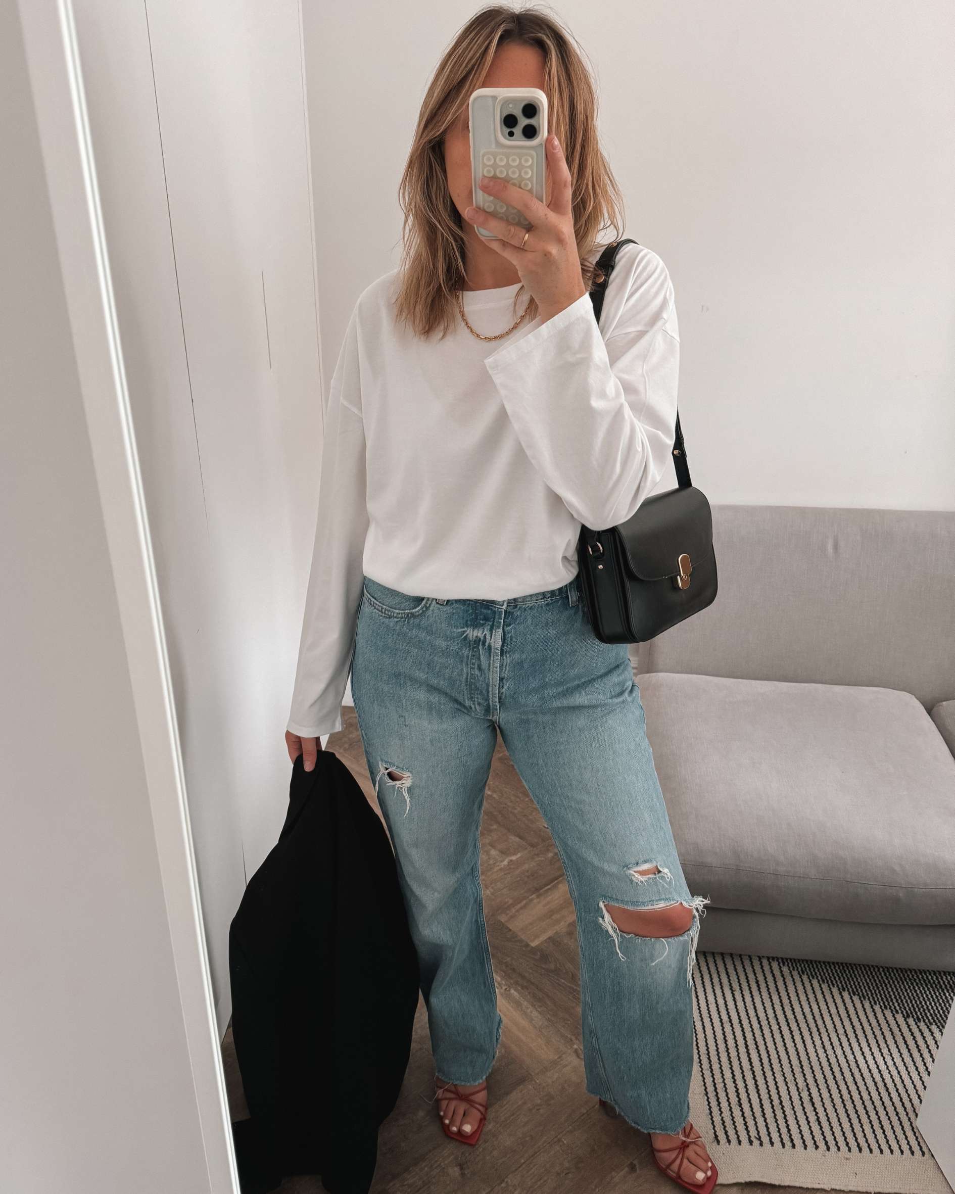 best white t shirt for women