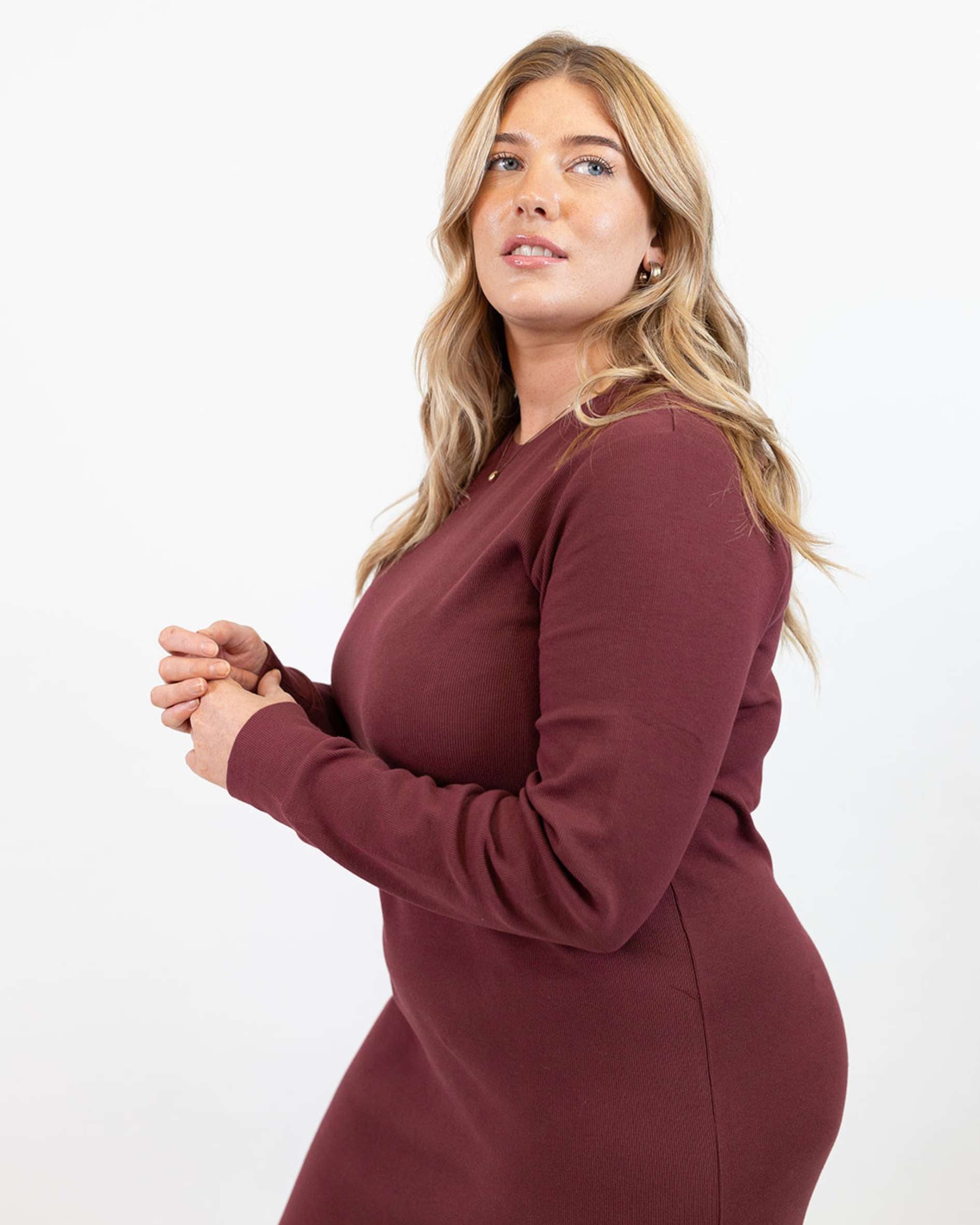 Lydia Women's Organic Cotton Crew Neck T-Shirt Dress Burgundy Rib | Ivy Clothing Lydia Women's Organic Cotton Crew Neck T-Shirt Dress Burgundy Rib | Ivy Clothing