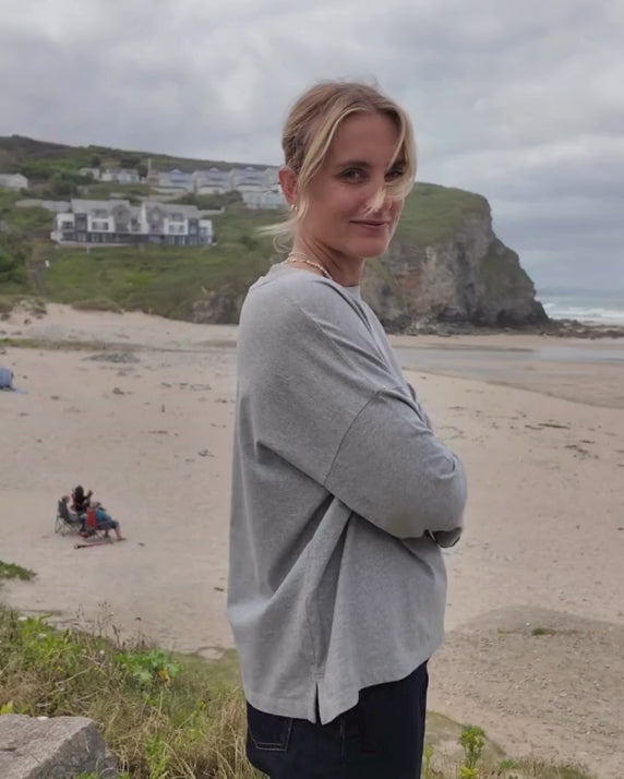 Erin 34 Organic Cotton Grey Marl T-Shirt - beach video