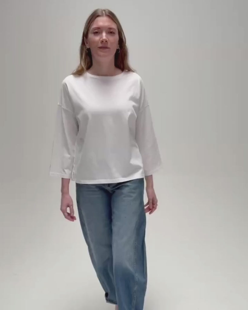 Erin 34 Organic Cotton White T-Shirt product video