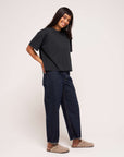 short_sleeved_black_tee_in_organic_cotton