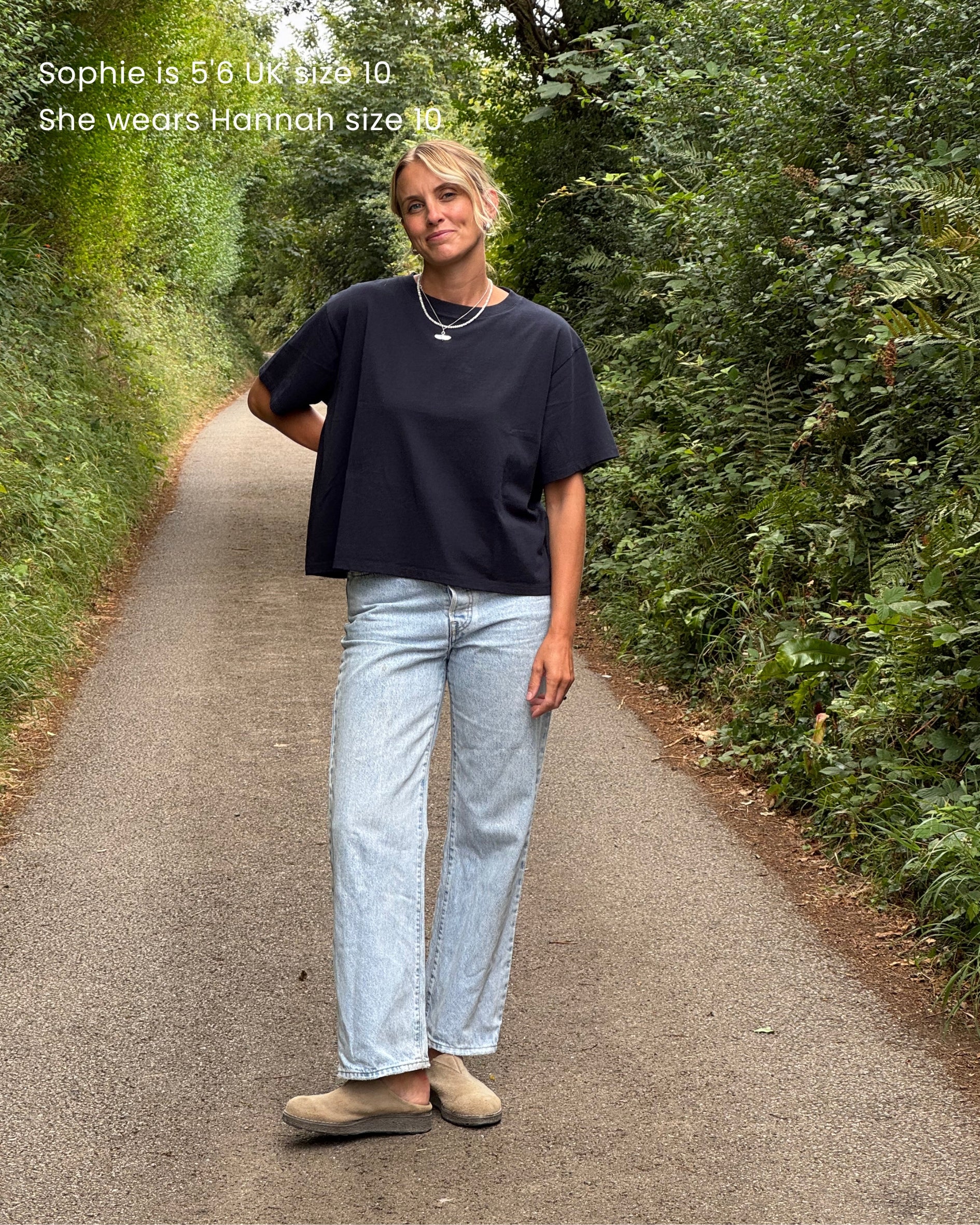 size 10 model wearing size 10 t shirt